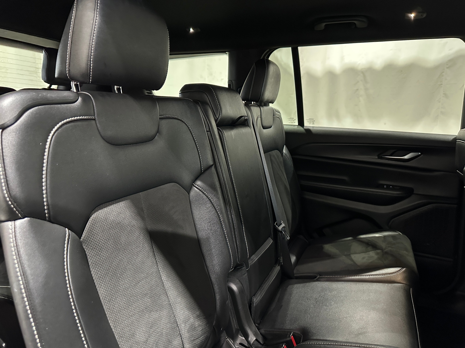 Thumbnail: 2024 Jeep Grand Cherokee L - 5