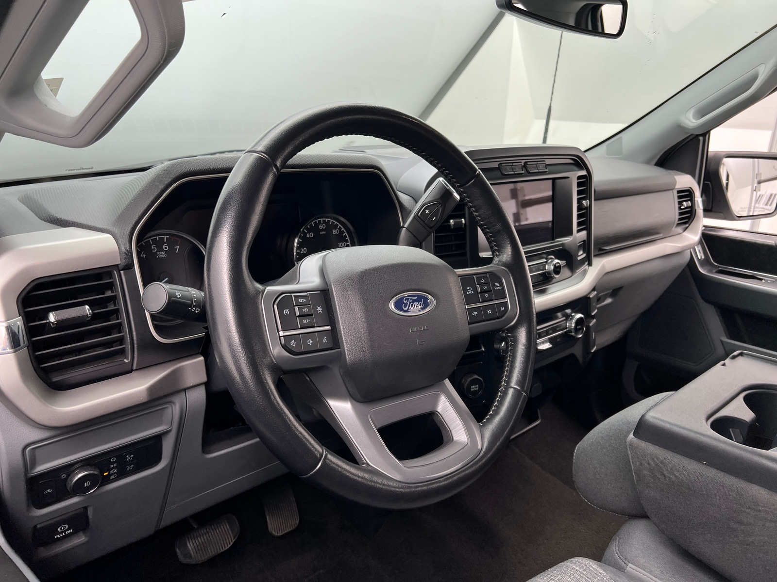 Thumbnail: 2022 Ford Econoline - 5