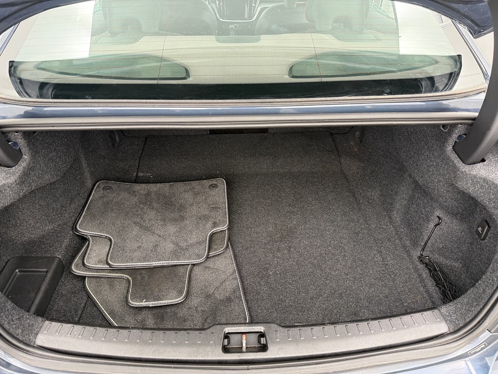 Thumbnail: 2019 Volvo S60 - 6