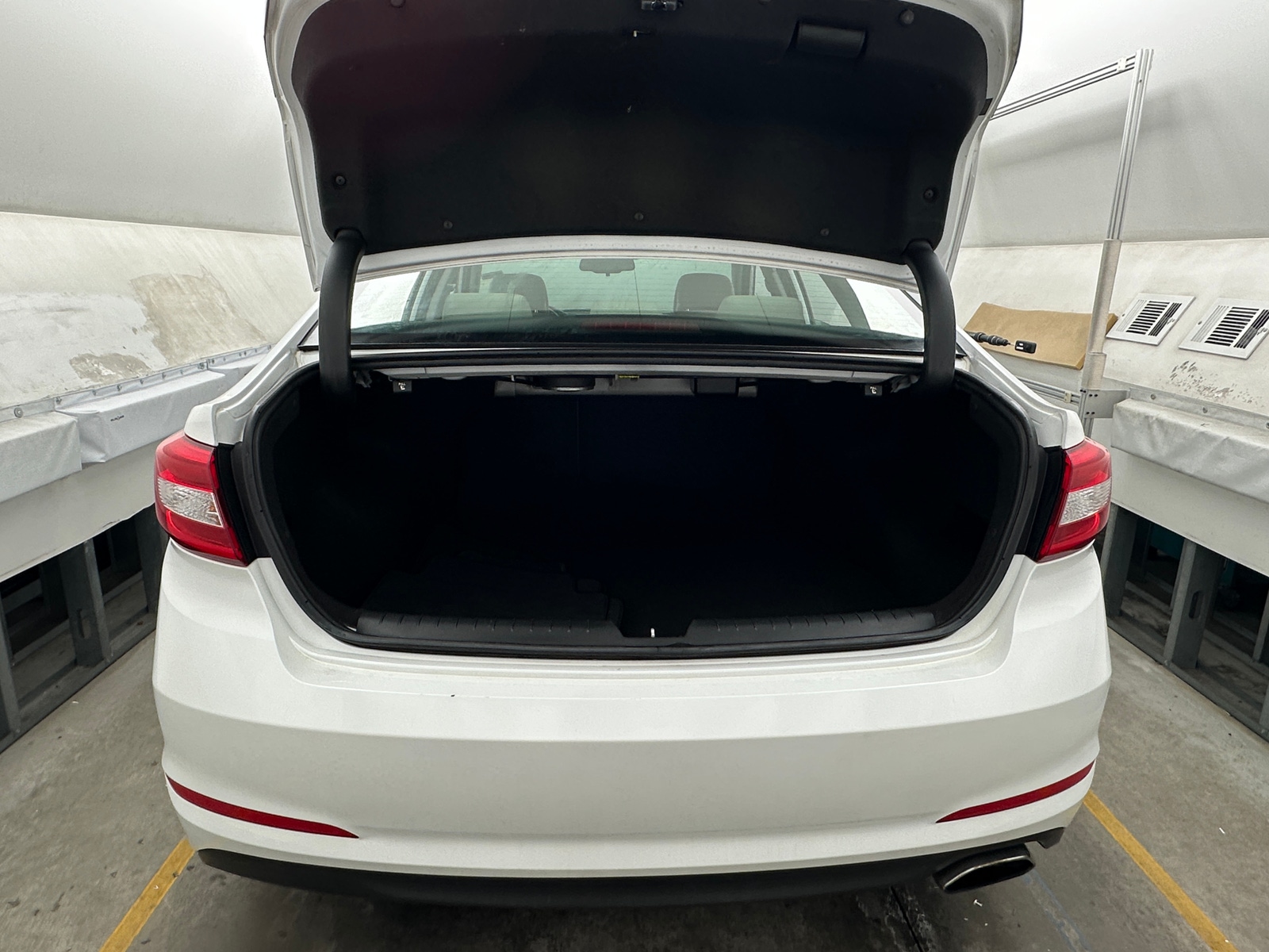 Thumbnail: 2015 Hyundai Sonata - 7