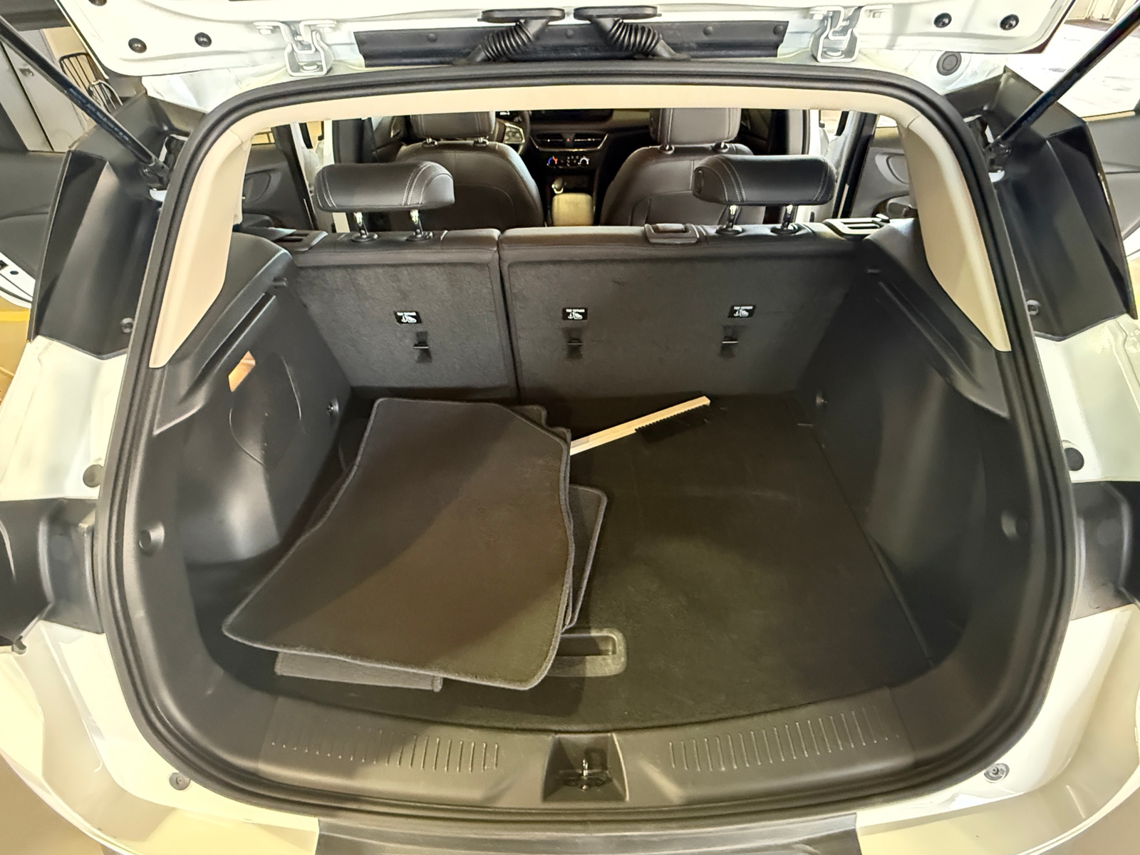 Thumbnail: 2025 Buick Encore GX - 6