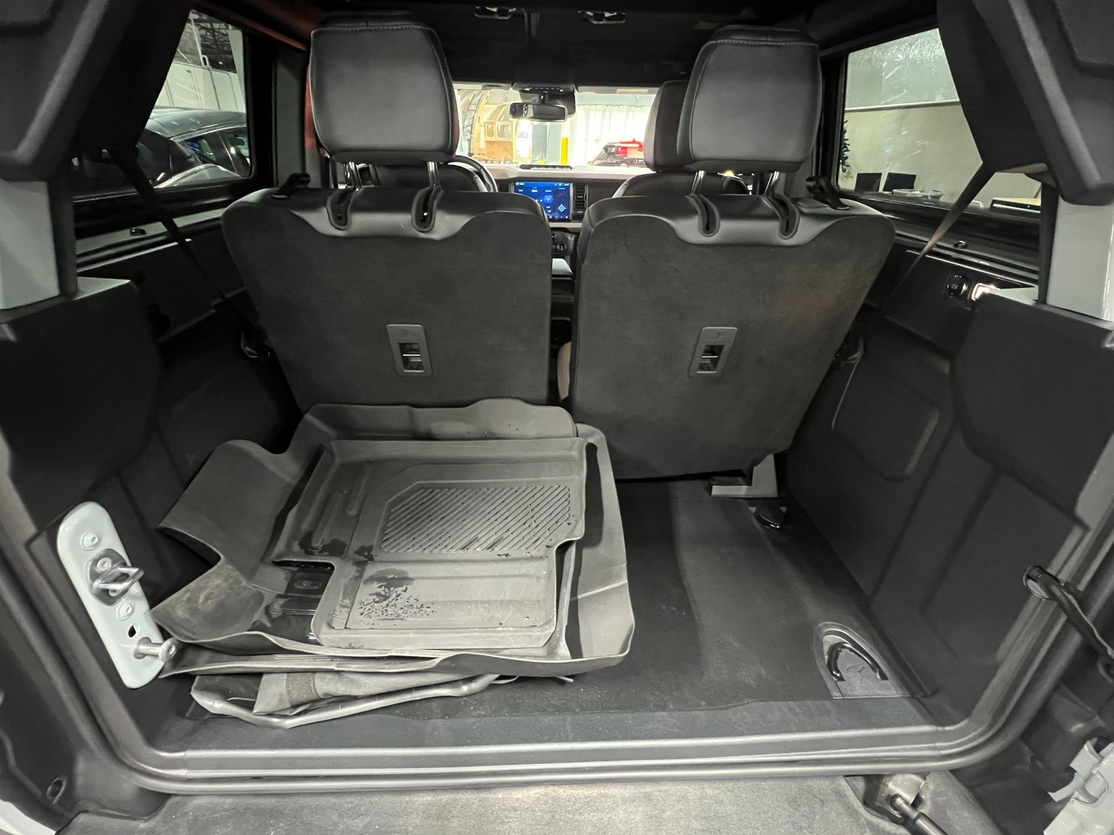 Thumbnail: 2022 Ford Bronco - 7