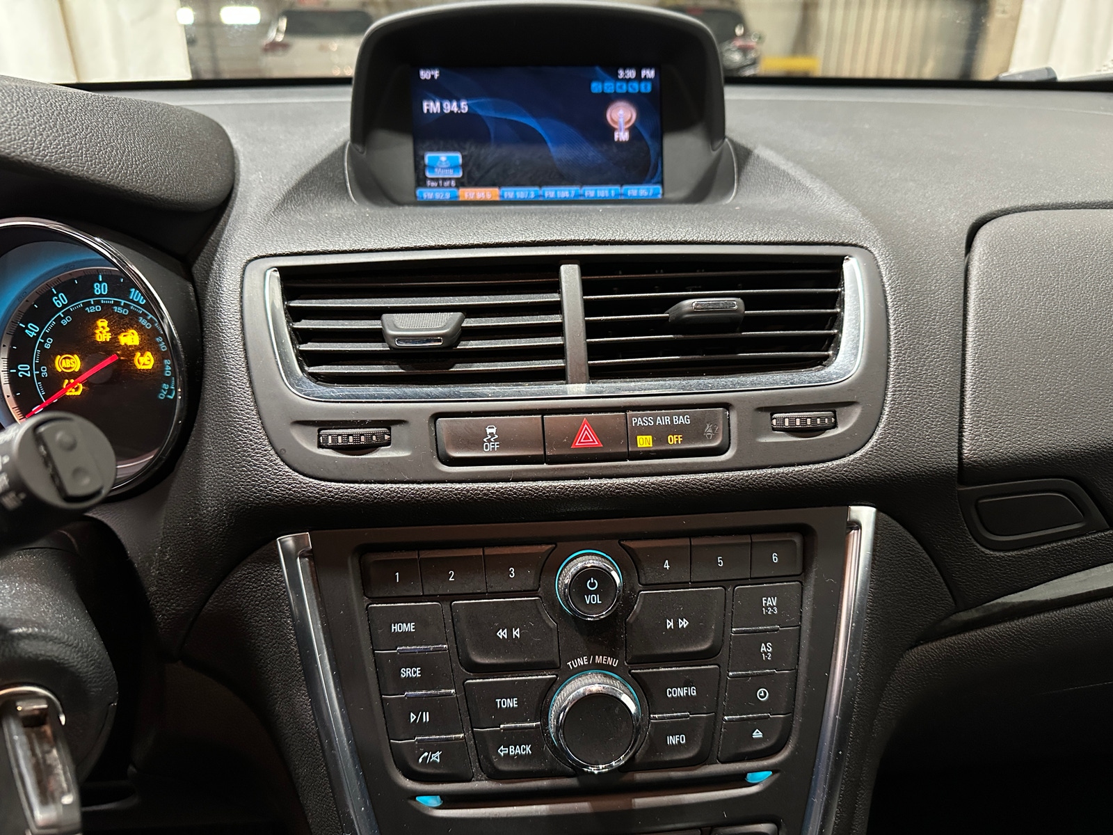 Thumbnail: 2016 Buick Encore - 4