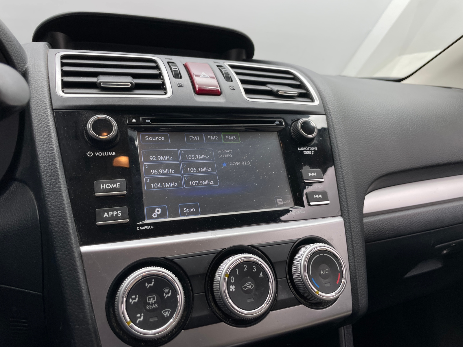 Thumbnail: 2017 Subaru Crosstrek - 4