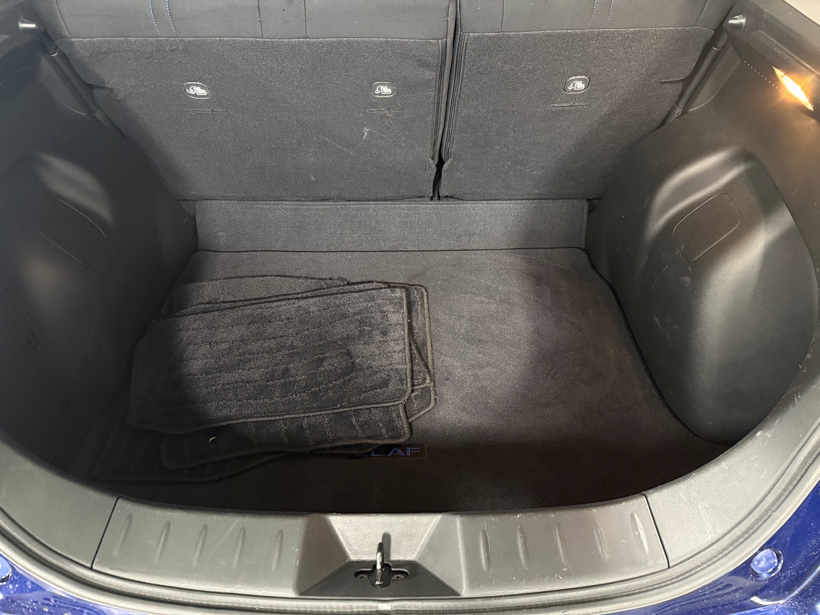 Thumbnail: 2023 Nissan Leaf - 7