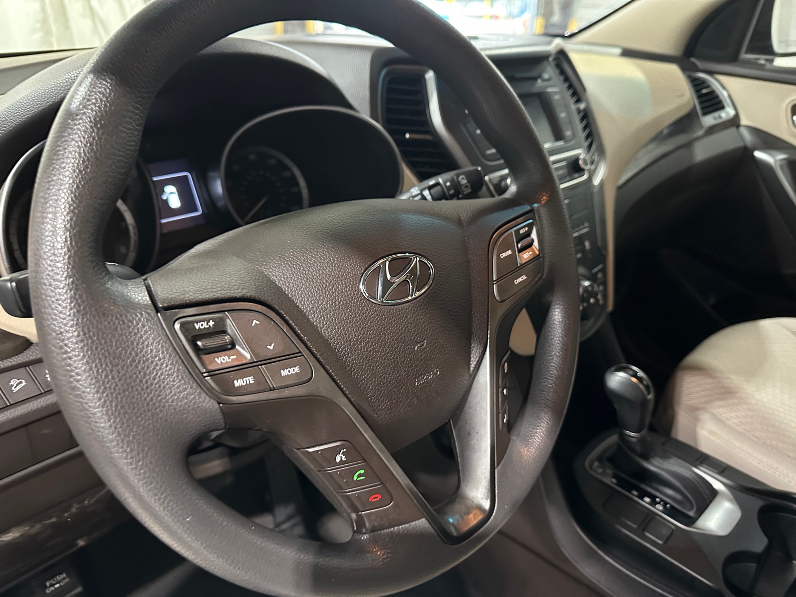 Thumbnail: 2018 Hyundai Santa Fe - 5