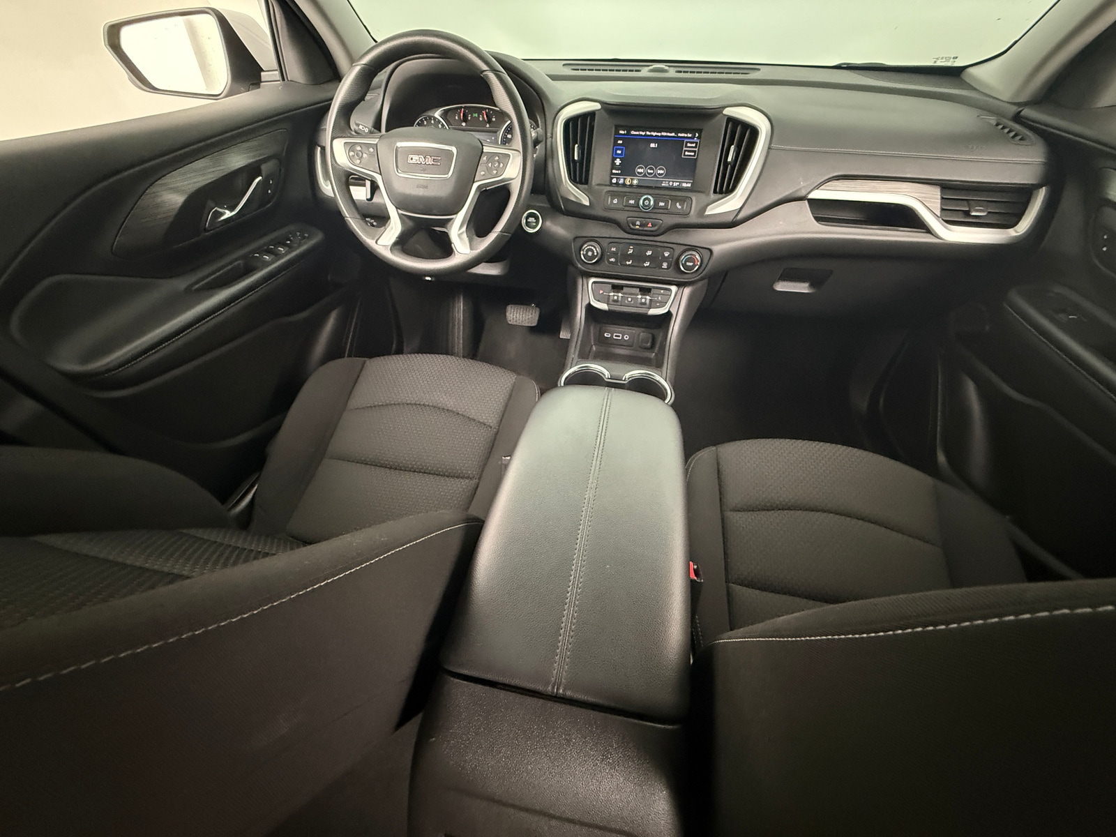 Thumbnail: 2024 GMC Terrain - 3