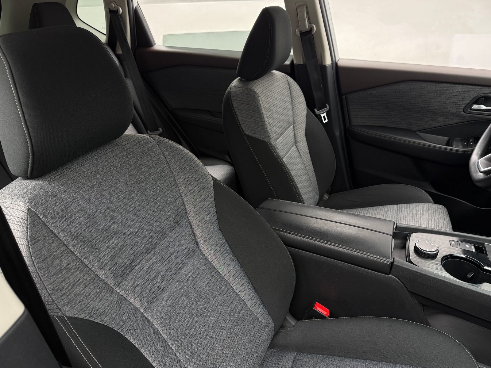 Thumbnail: 2023 Nissan Rogue - 2