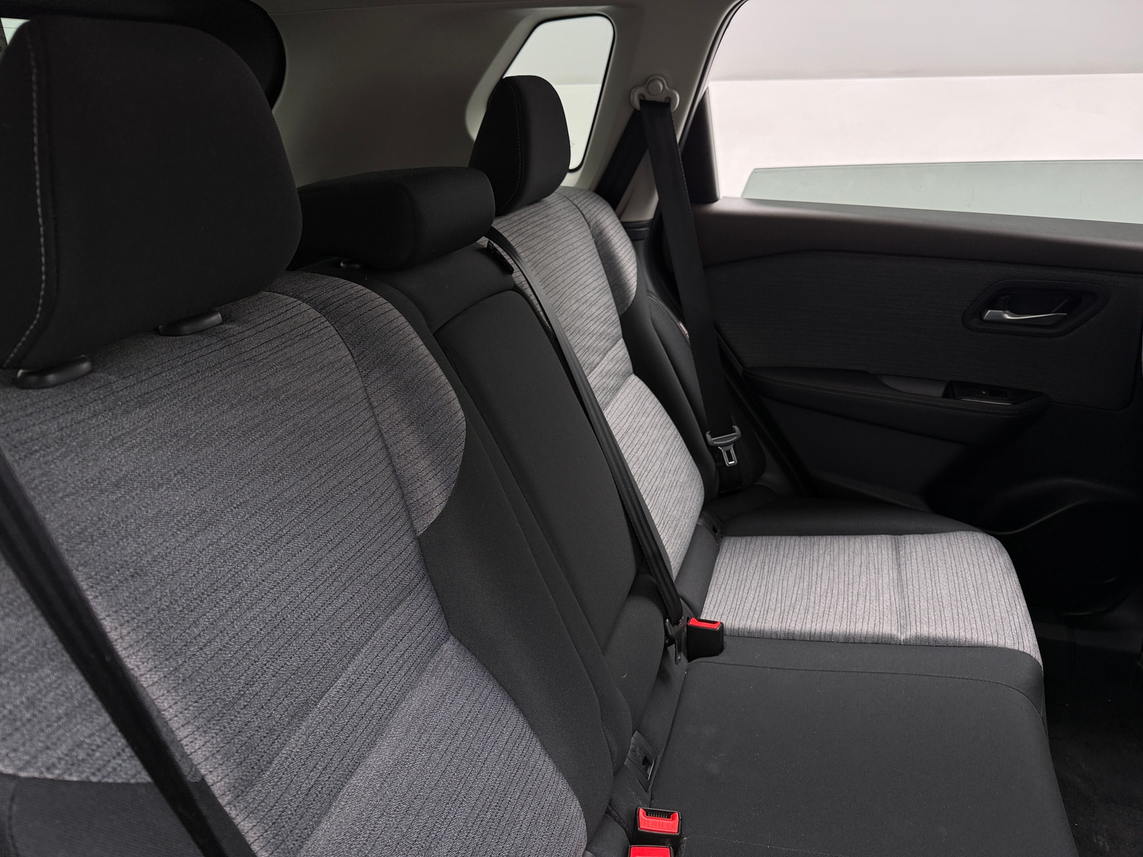 Thumbnail: 2023 Nissan Rogue - 6