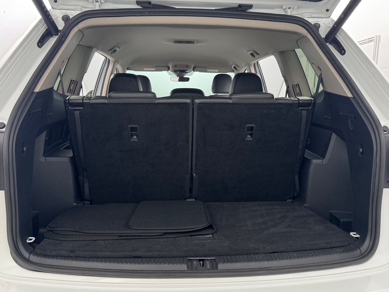 Thumbnail: 2025 Volkswagen Atlas - 6