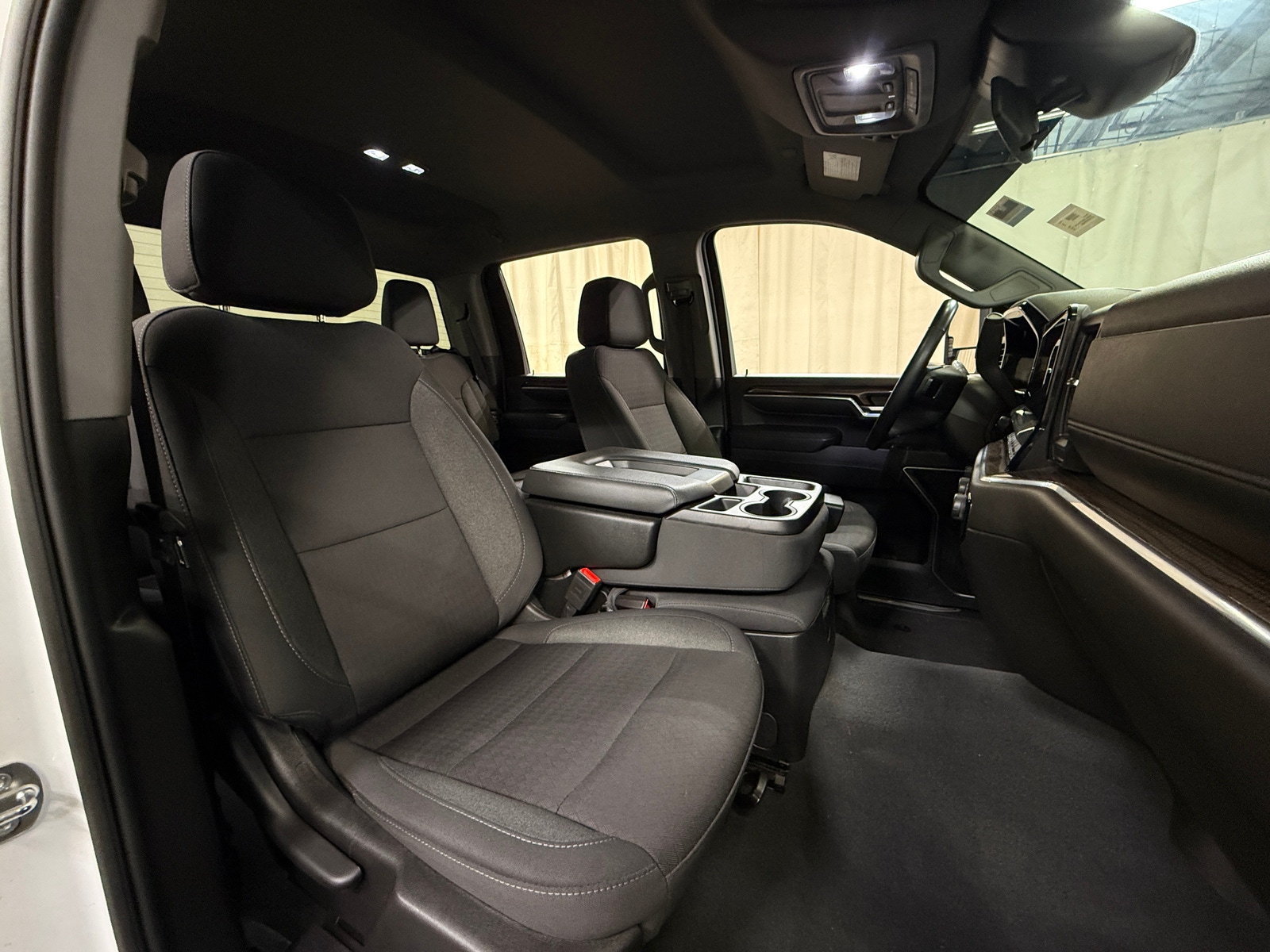 Thumbnail: 2024 Chevrolet Silverado 2500 - 2