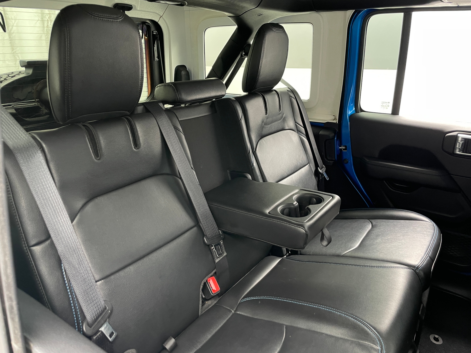 Thumbnail: 2022 Jeep Wrangler - 5