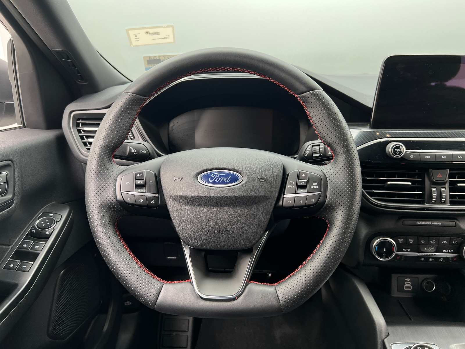 Thumbnail: 2024 Ford Escape - 5