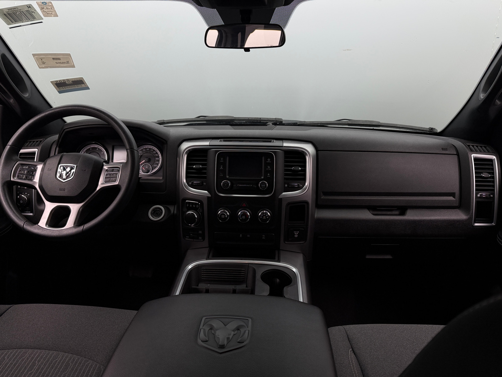 Thumbnail: 2021 RAM 1500 Classic - 3