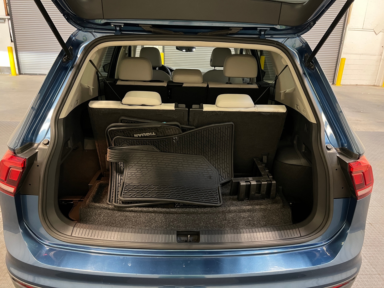 Thumbnail: 2019 Volkswagen Tiguan - 6