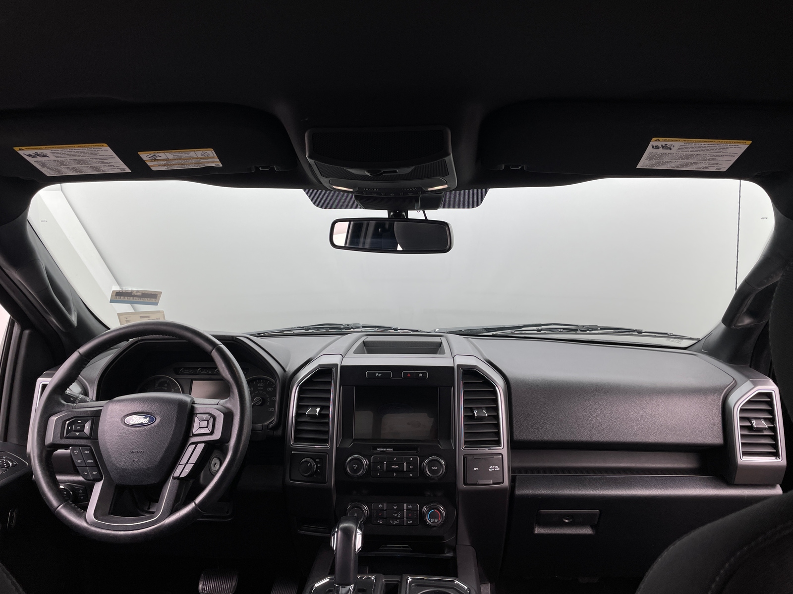 Thumbnail: 2020 Ford Econoline - 3