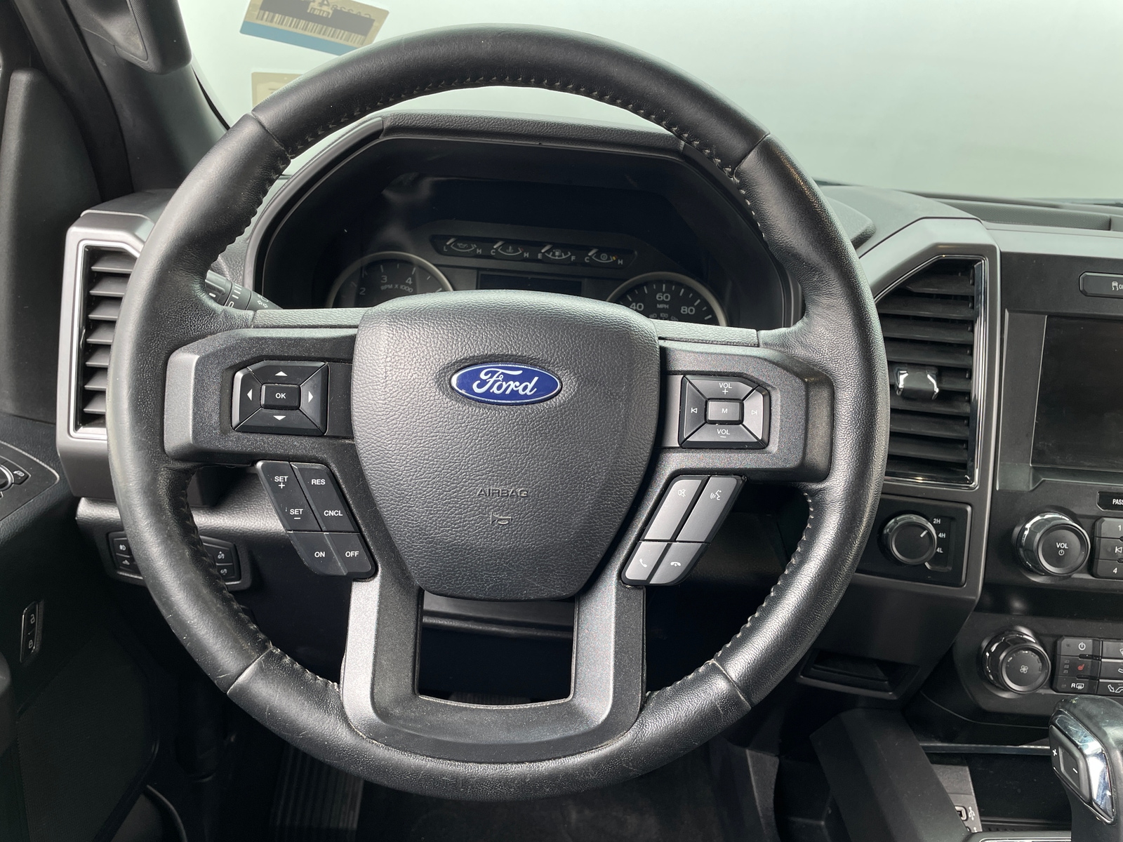 Thumbnail: 2020 Ford Econoline - 5