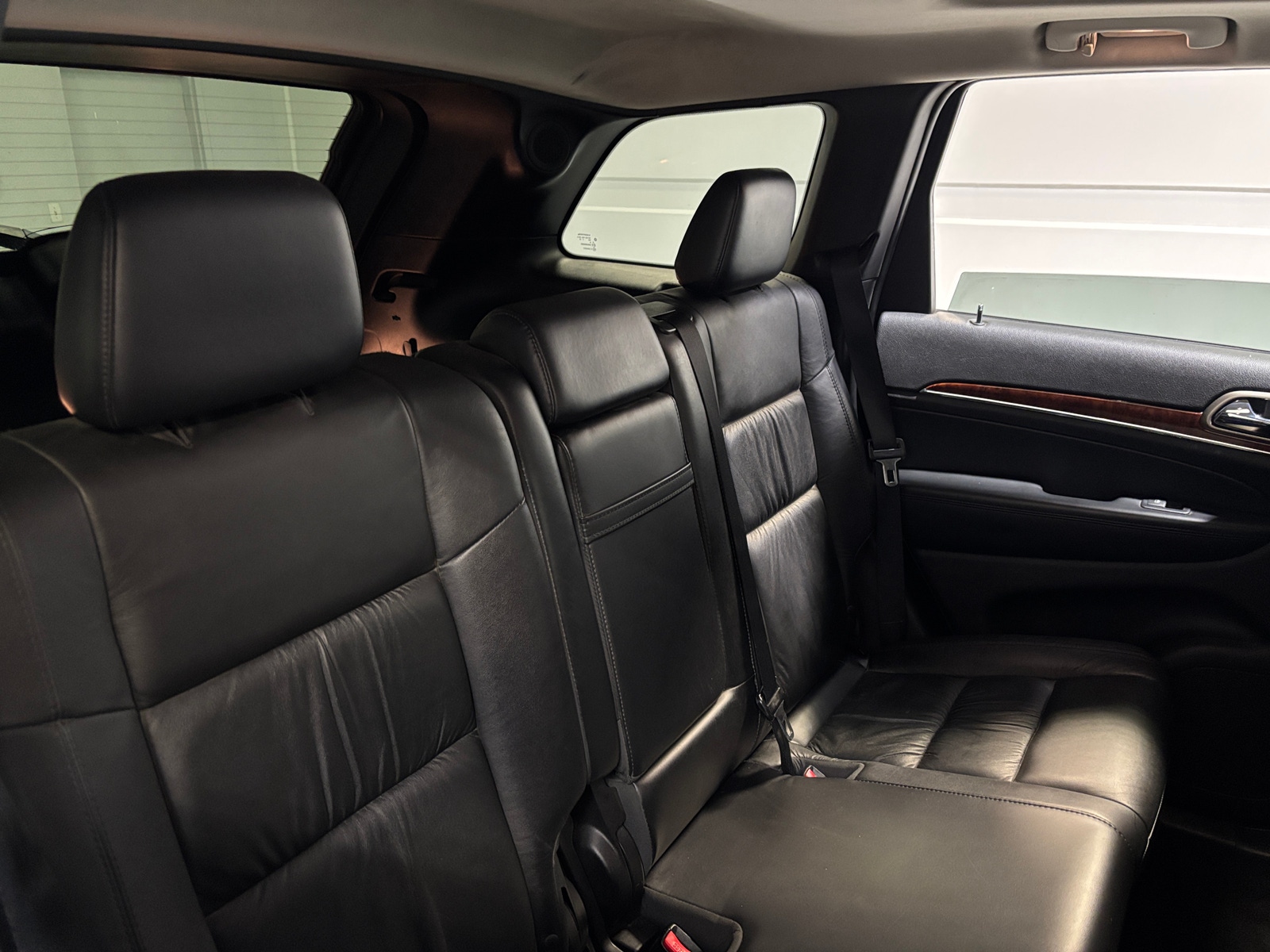 Thumbnail: 2012 Jeep Grand Cherokee - 5