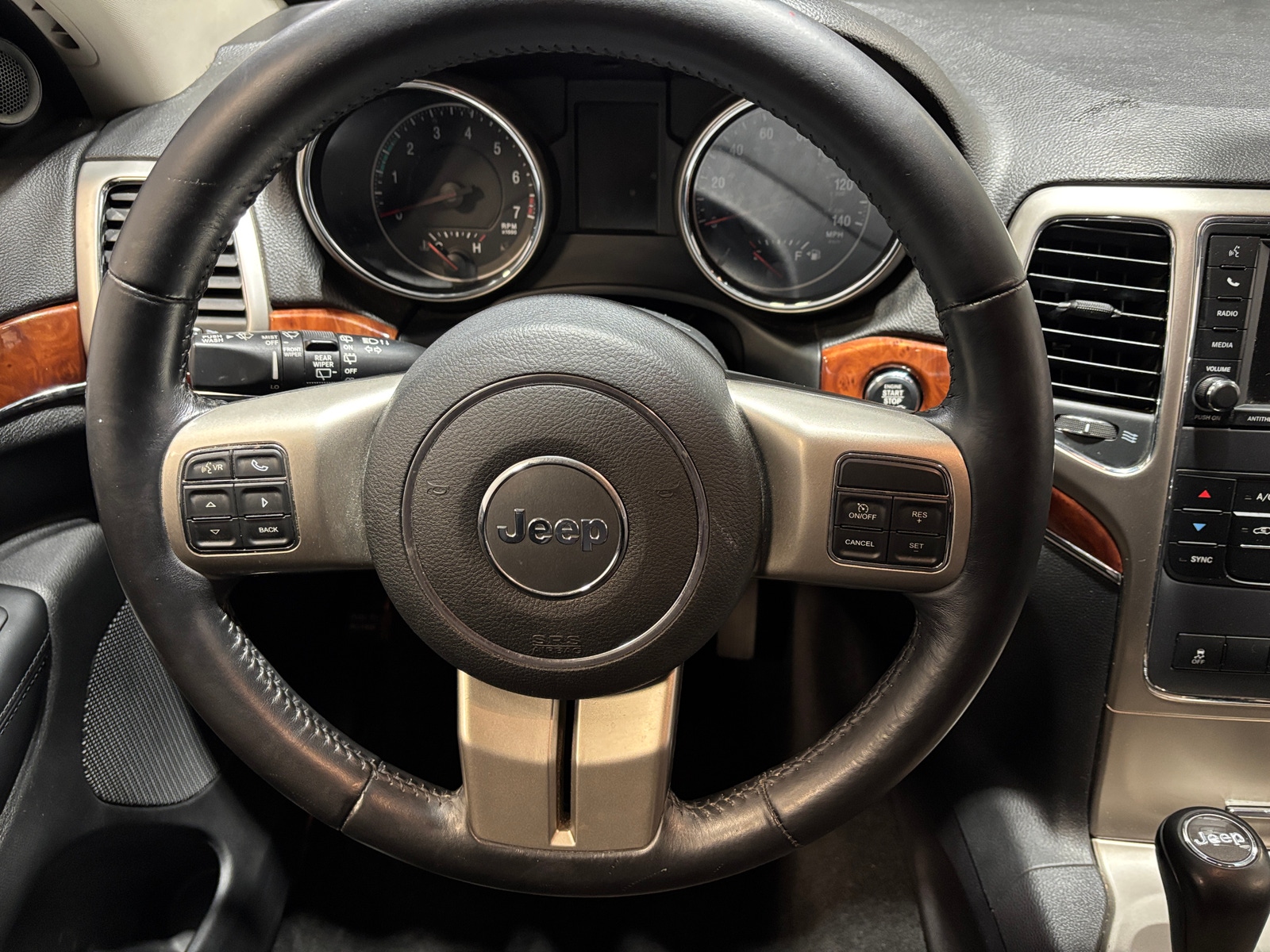 Thumbnail: 2012 Jeep Grand Cherokee - 4