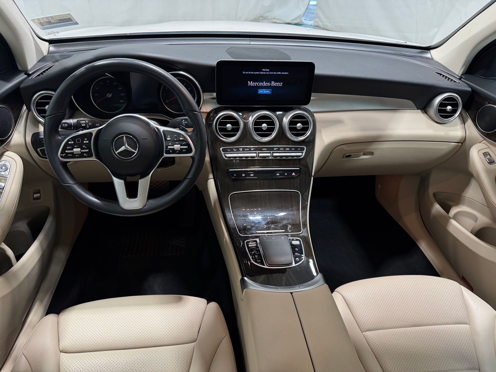 Thumbnail: 2021 Mercedes-Benz GLC - 2