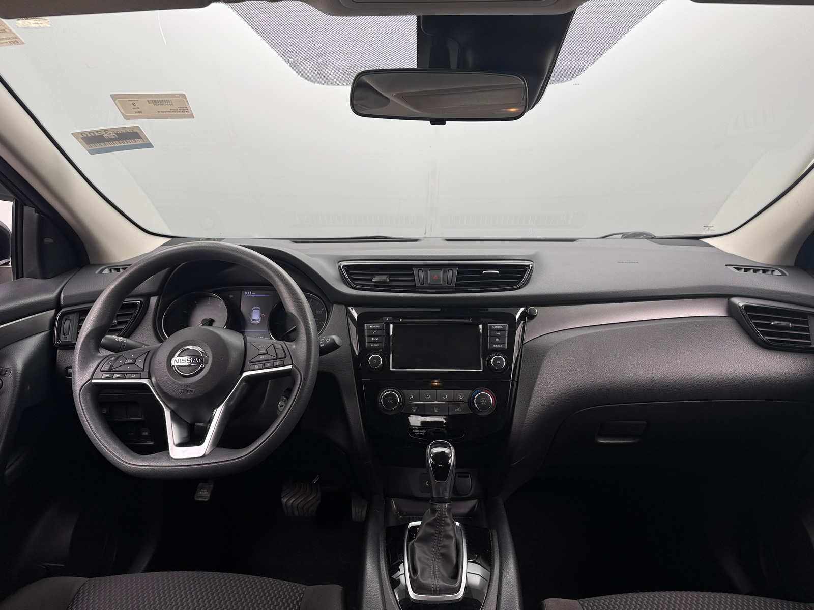 Thumbnail: 2020 Nissan Rogue Sport - 3