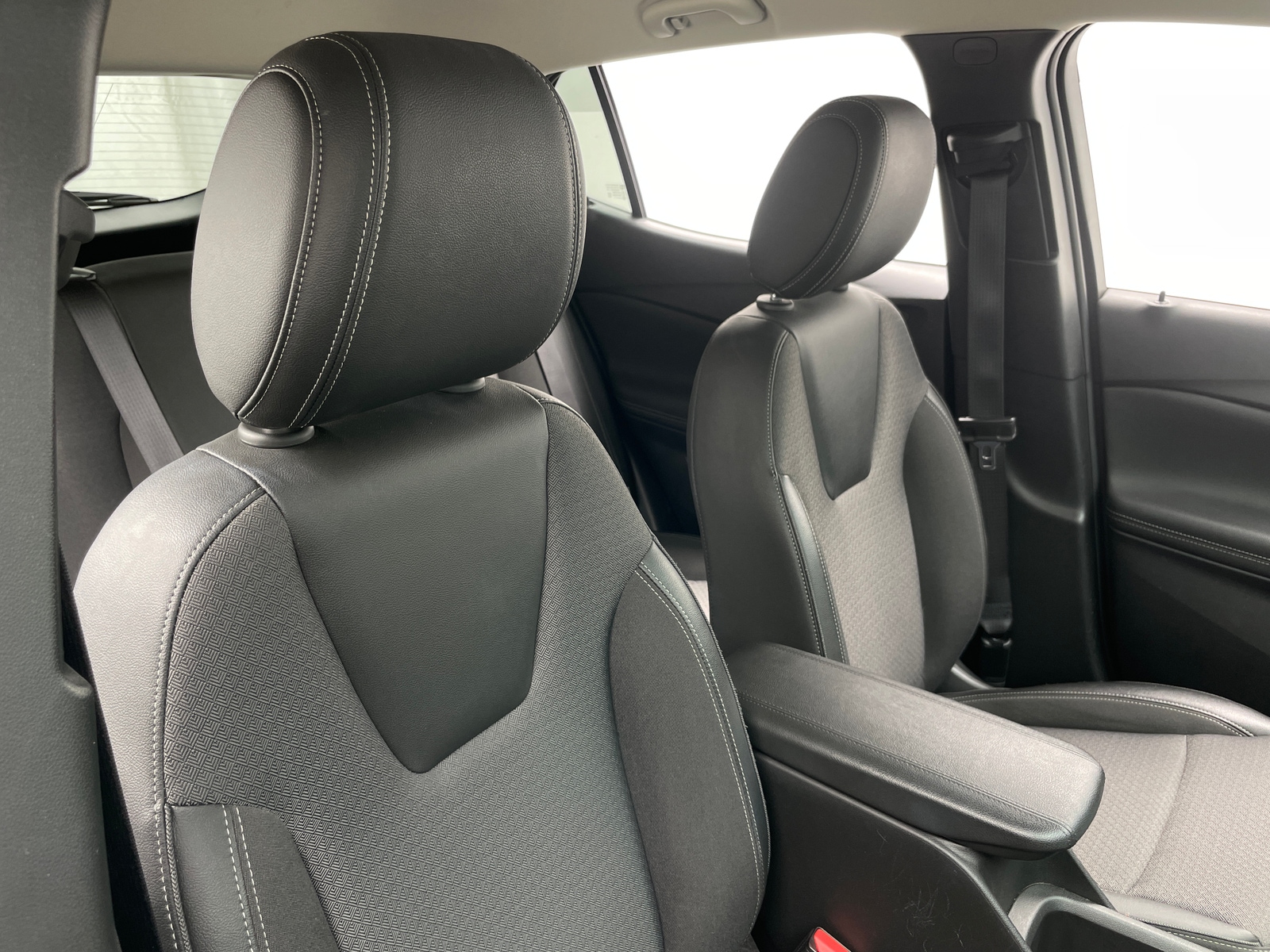 Thumbnail: 2025 Buick Encore GX - 2