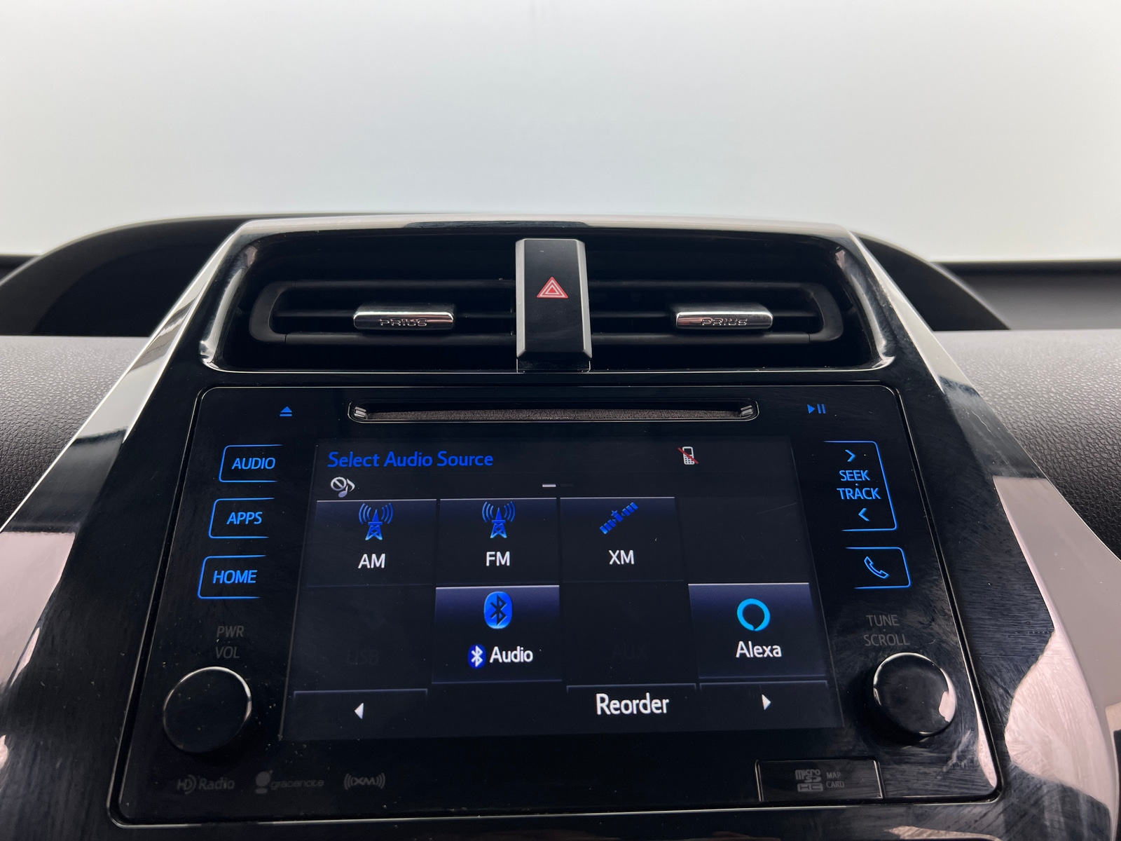 Thumbnail: 2018 Toyota Prius Prime - 4