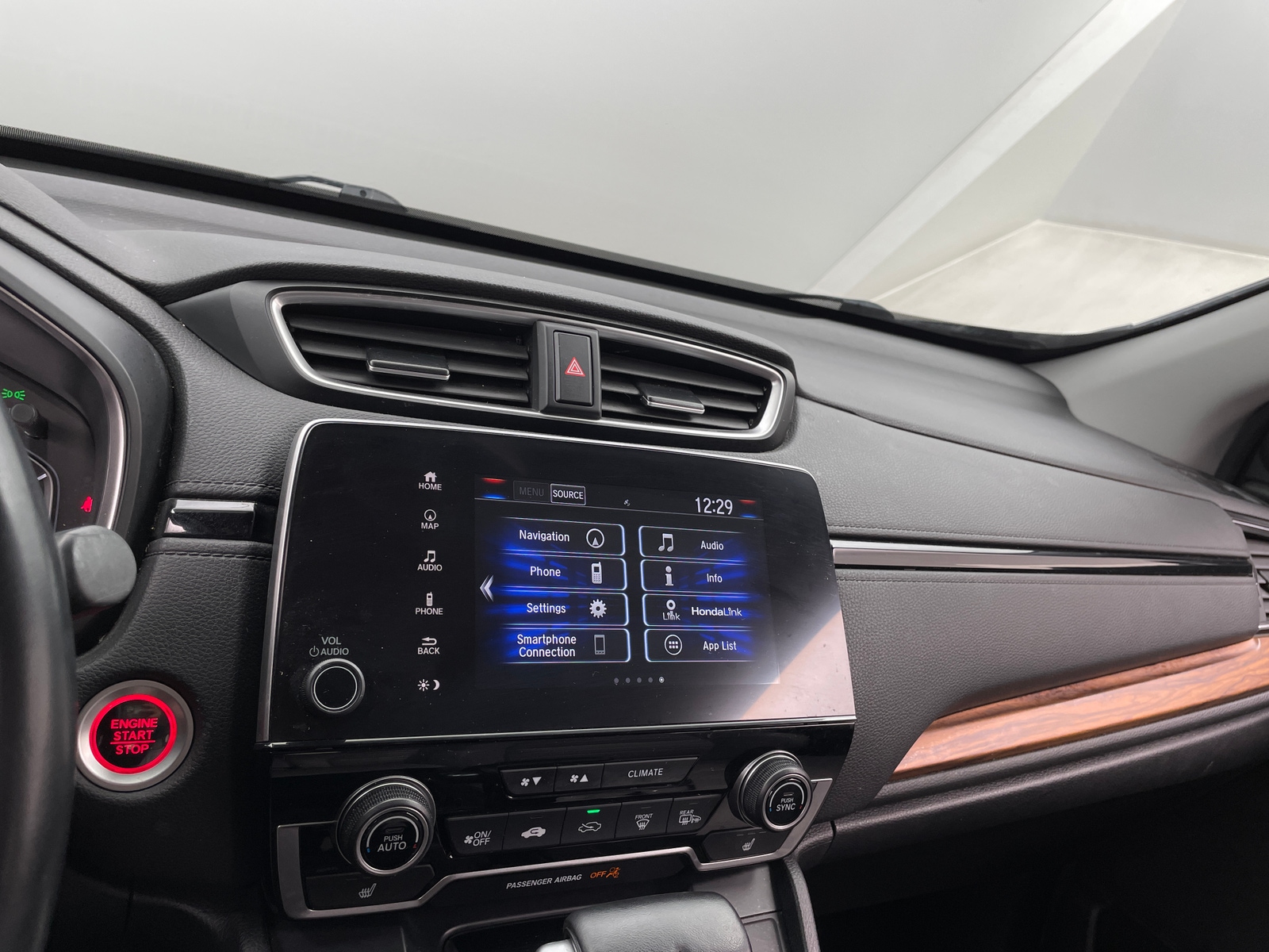 Thumbnail: 2018 Honda CR-V - 3