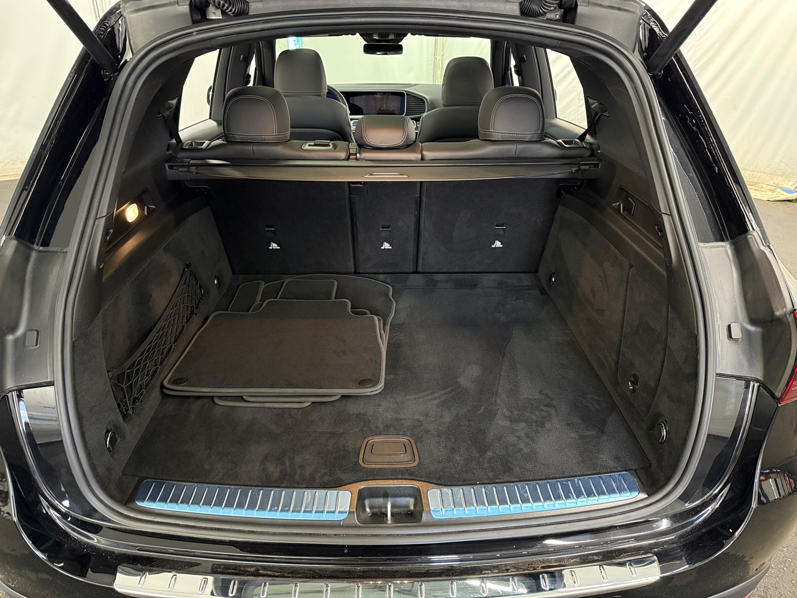 Thumbnail: 2025 Mercedes-Benz GLE - 6