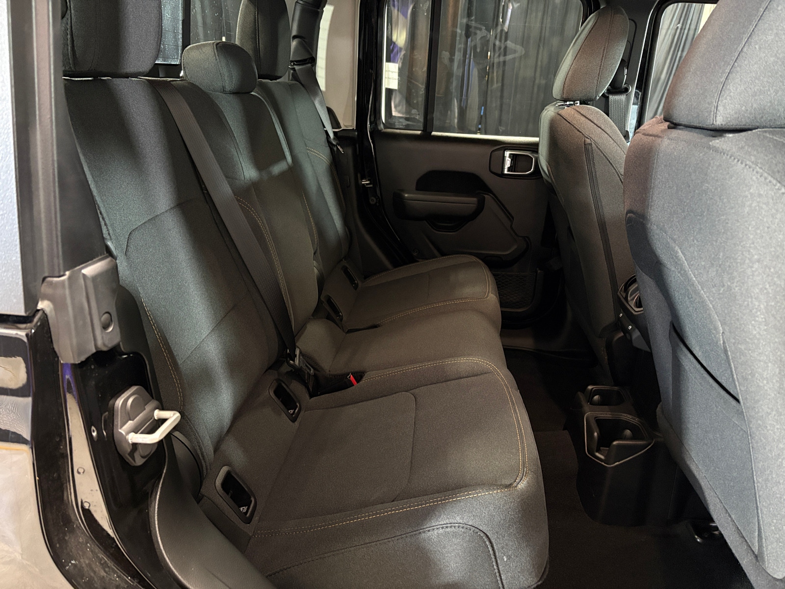 Thumbnail: 2024 Jeep Gladiator - 6