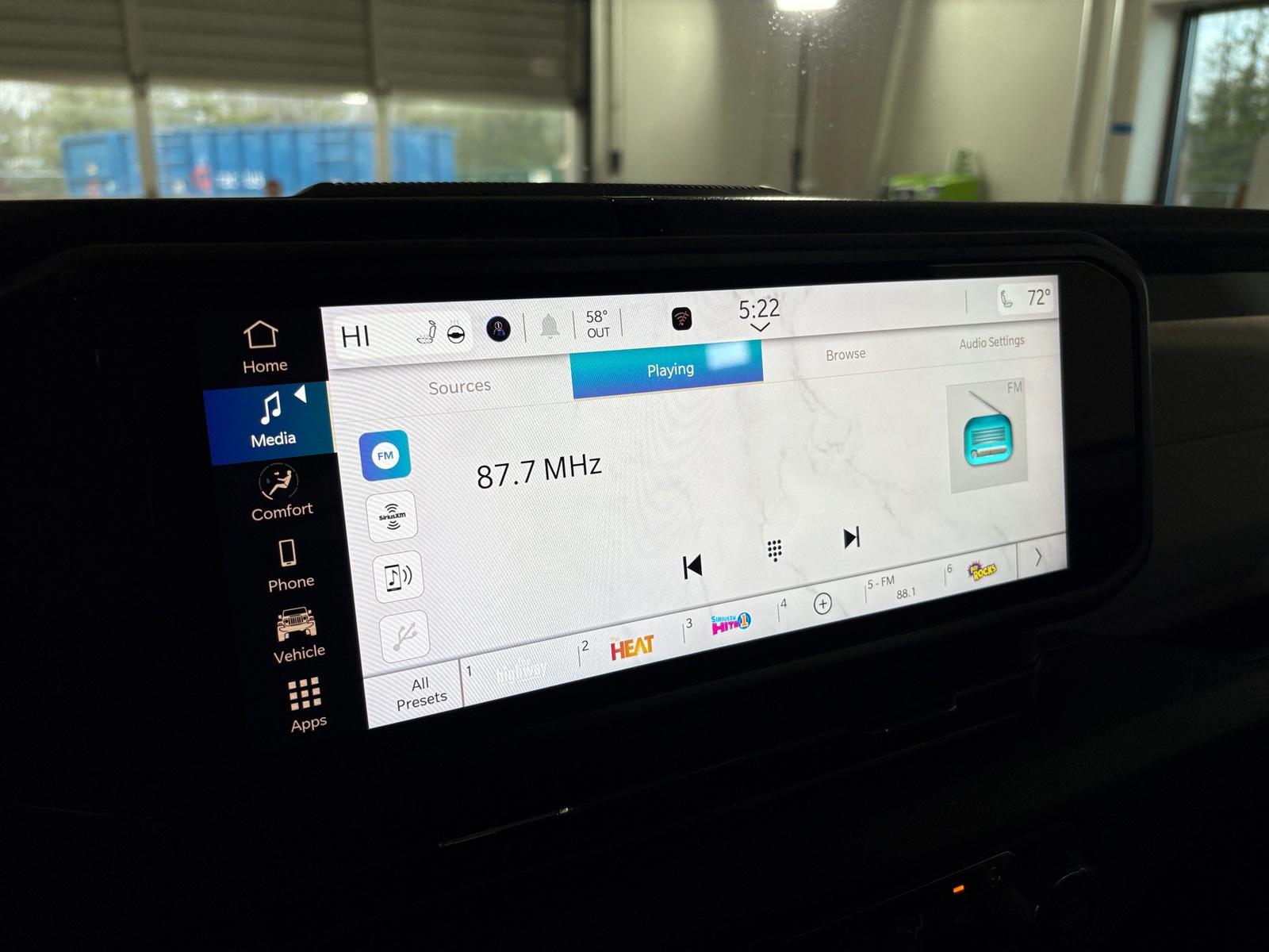 Thumbnail: 2024 Jeep Gladiator - 4