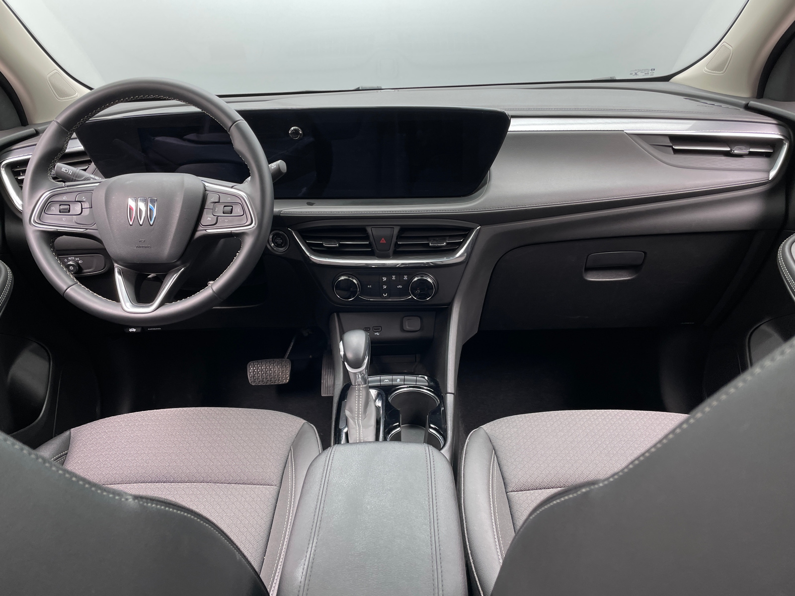 Thumbnail: 2025 Buick Encore GX - 2