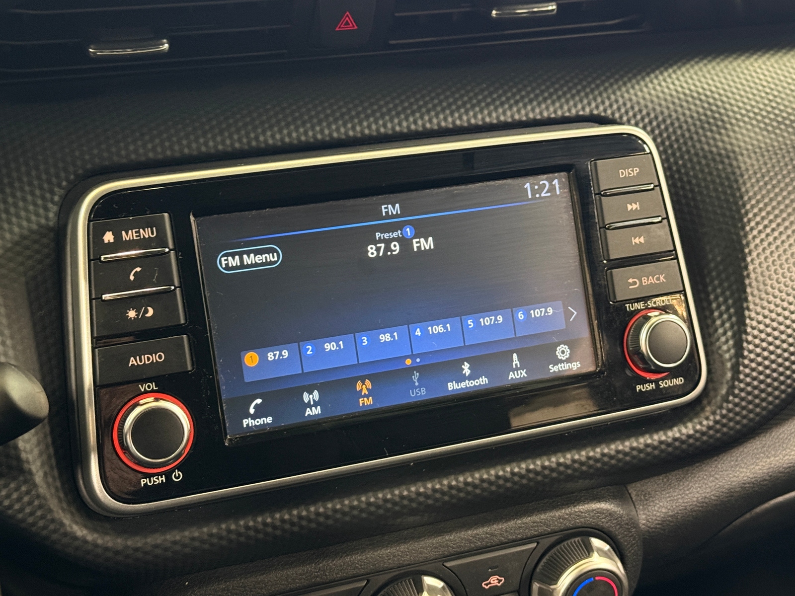 Thumbnail: 2024 Nissan Kicks - 4