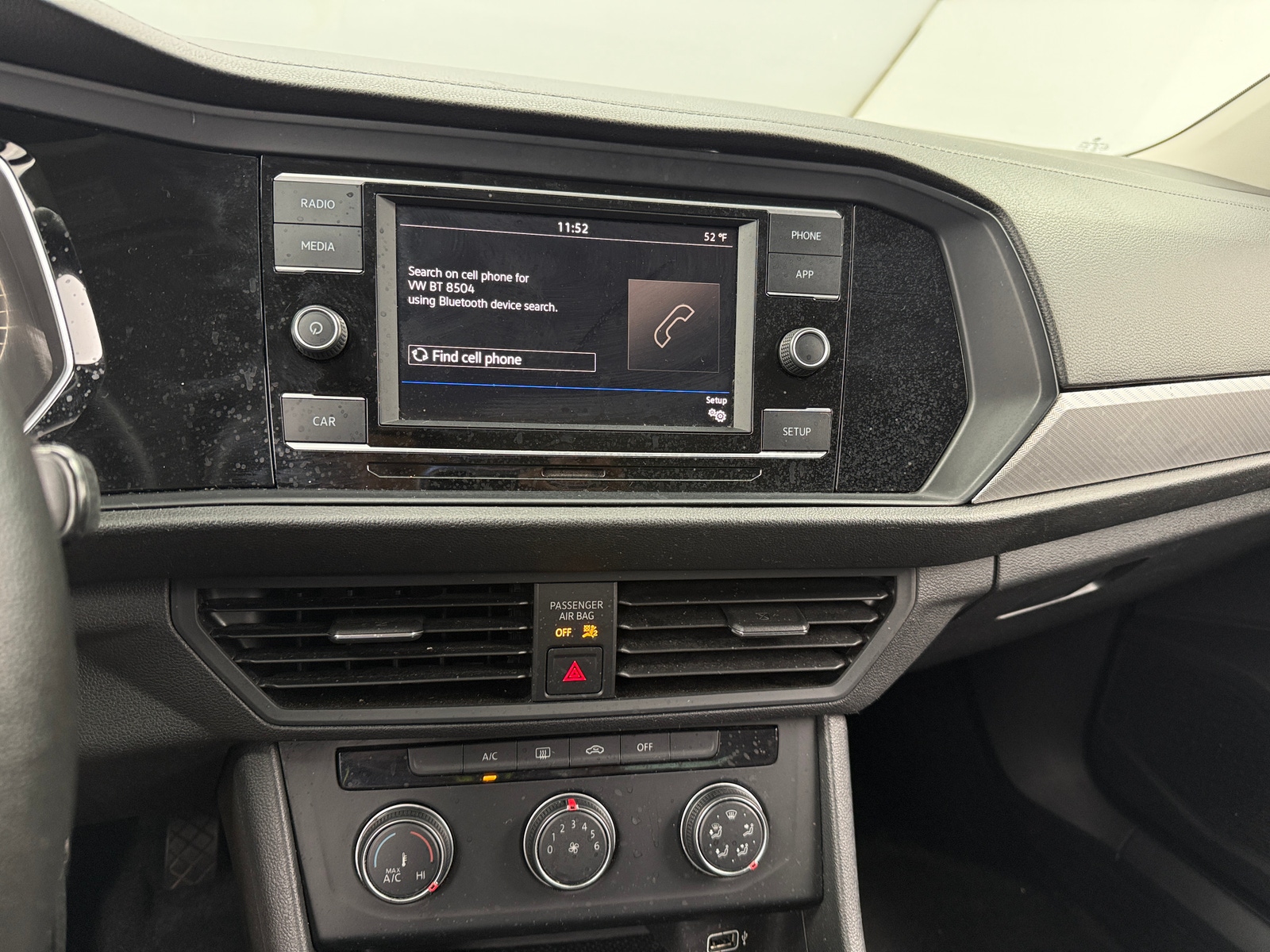 Thumbnail: 2019 Volkswagen Jetta - 4