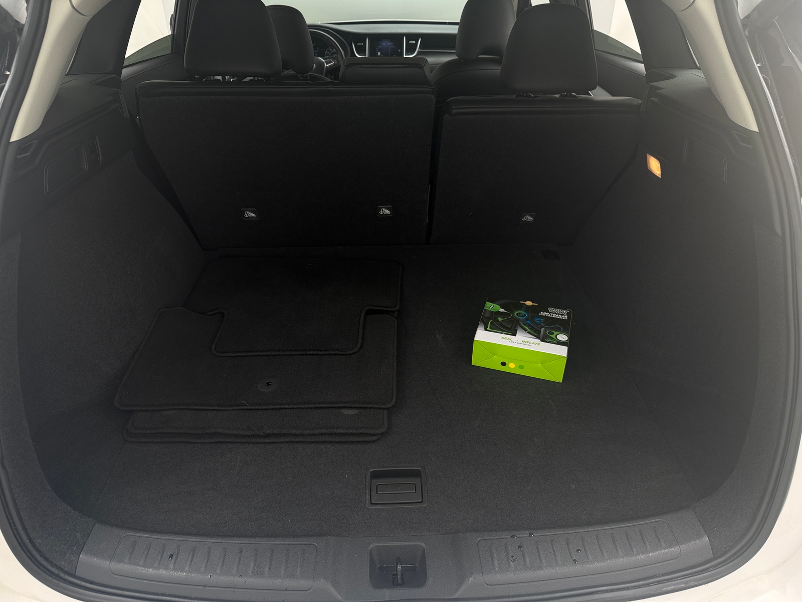 Thumbnail: 2022 INFINITI QX50 - 6