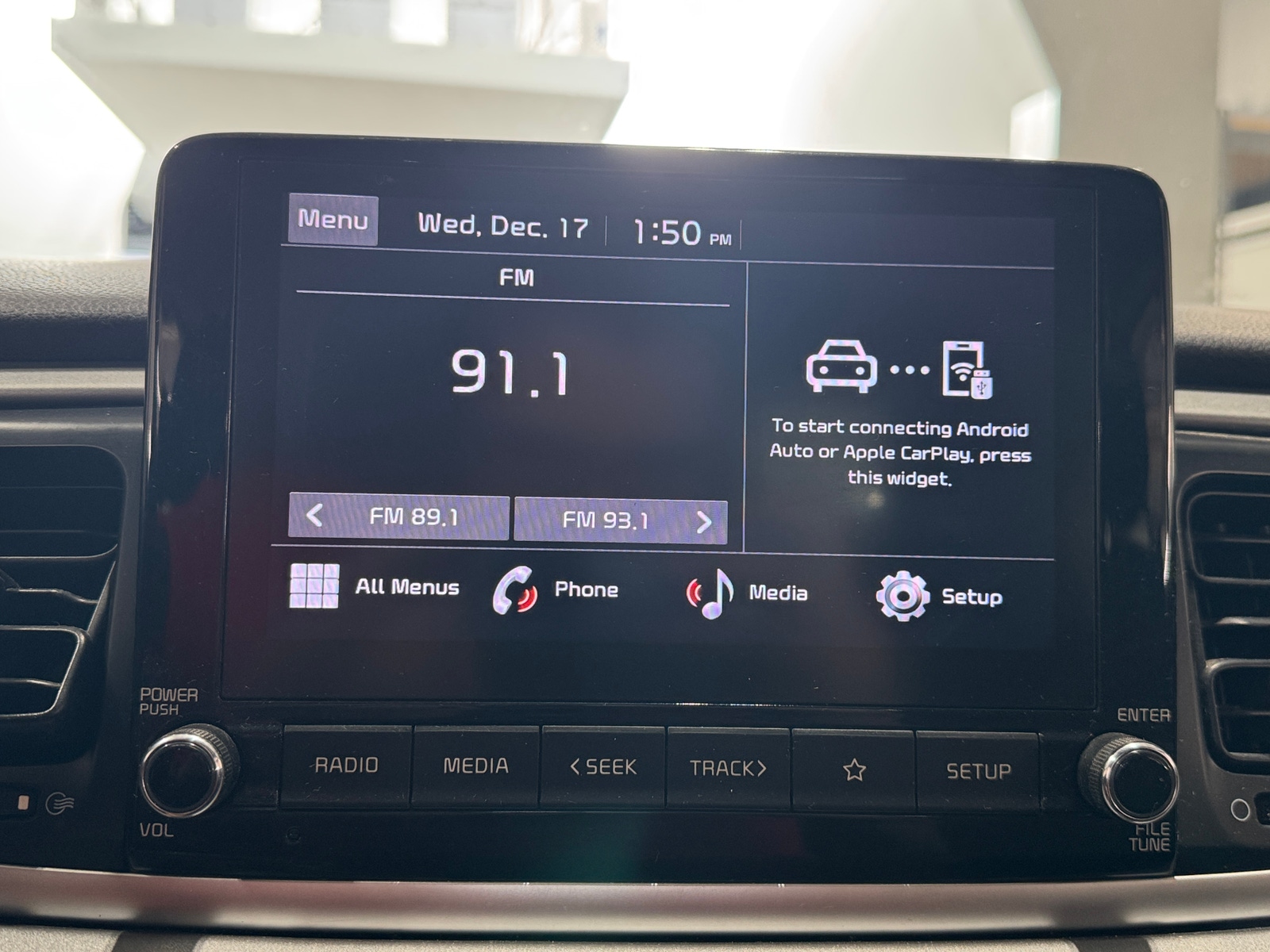 Thumbnail: 2022 Kia Rio - 4