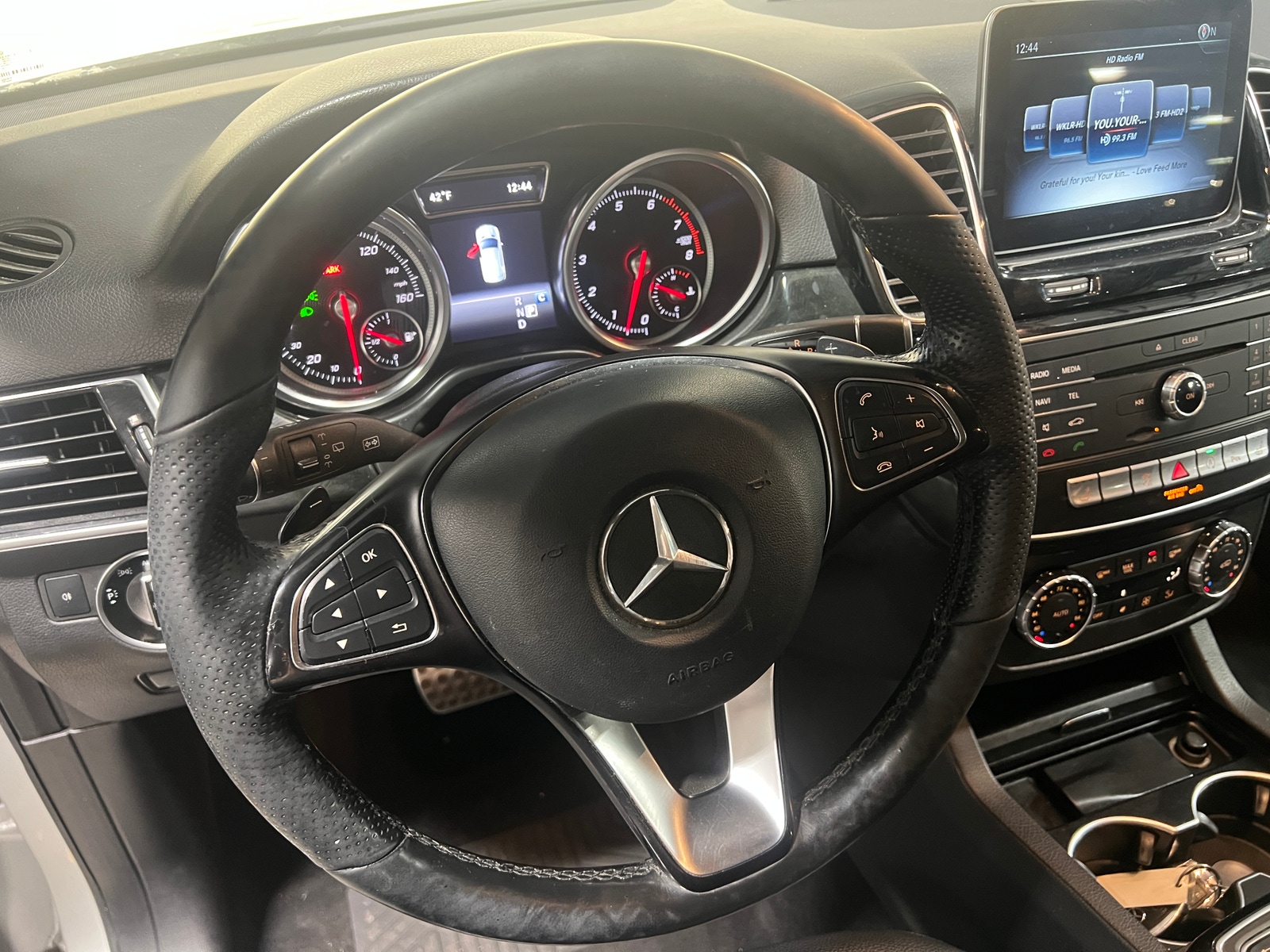 Thumbnail: 2019 Mercedes-Benz GLE - 4