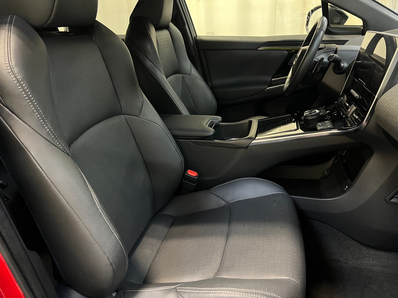 Thumbnail: 2023 Subaru Solterra - 2