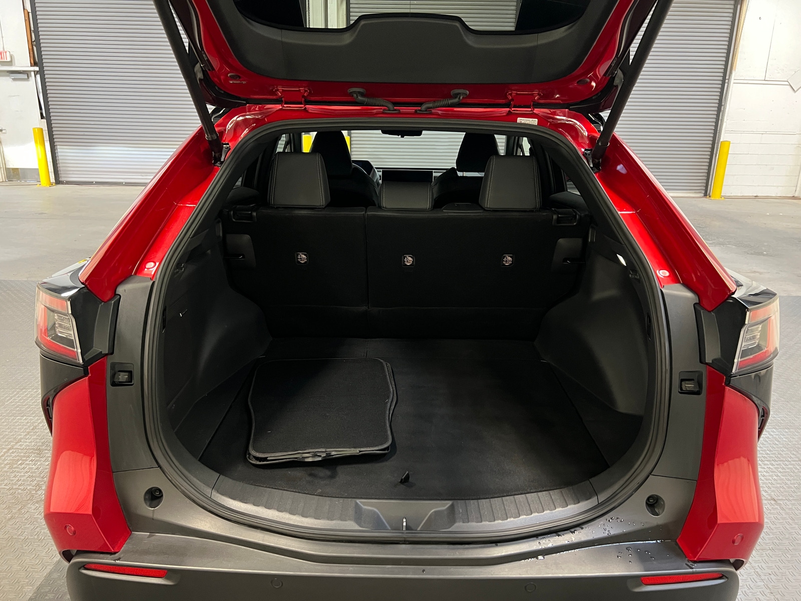 Thumbnail: 2023 Subaru Solterra - 7