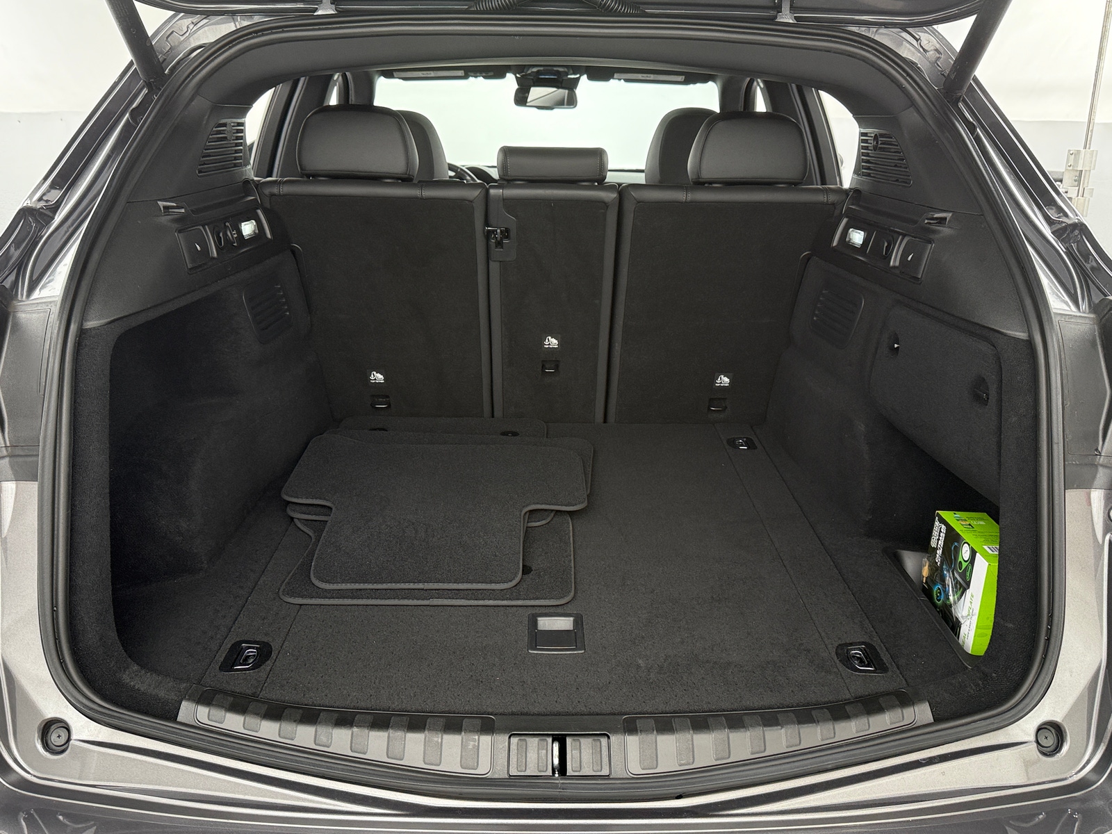 Thumbnail: 2022 Alfa Romeo Stelvio - 6