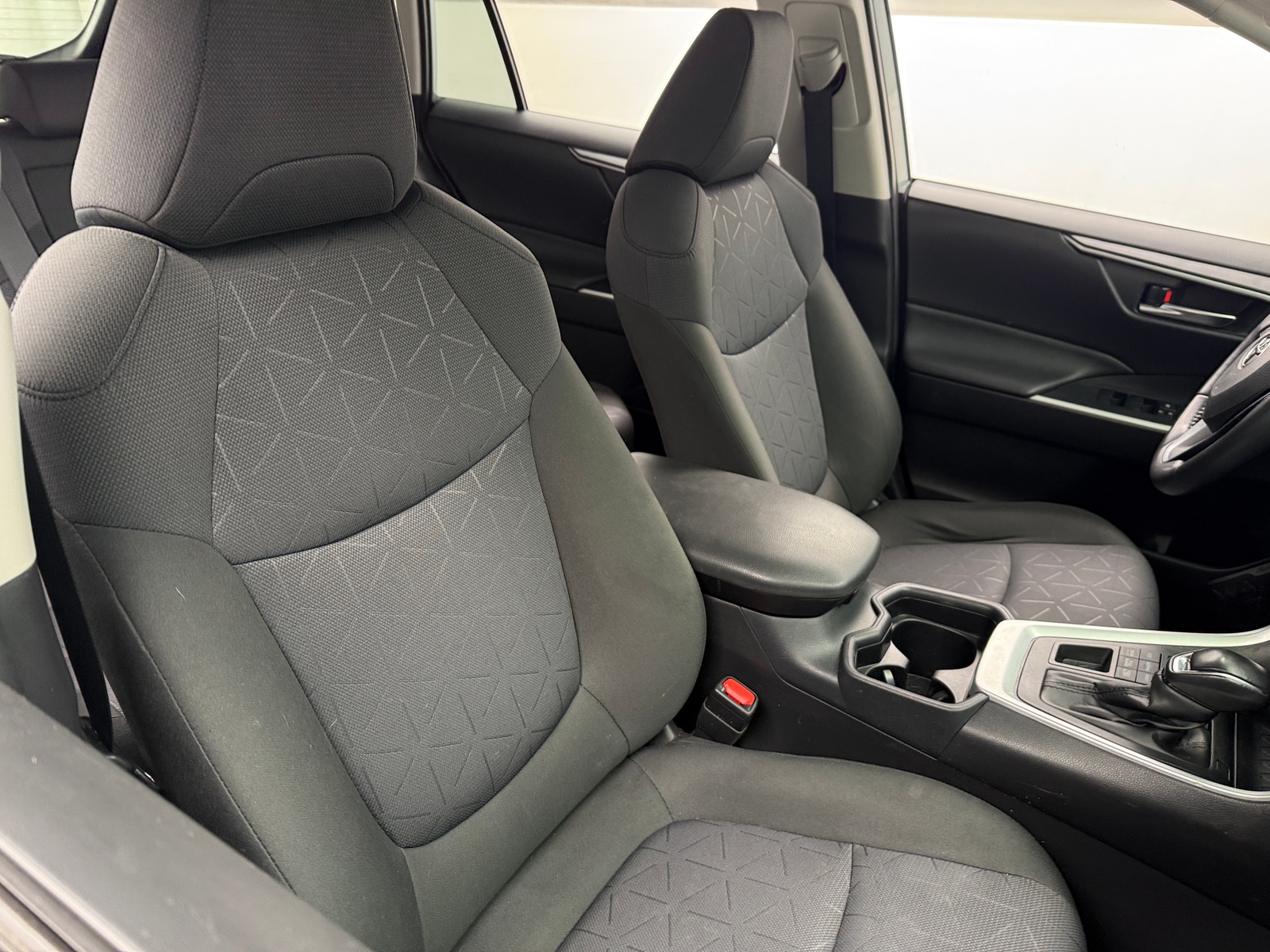 Thumbnail: 2021 Toyota RAV4 - 2