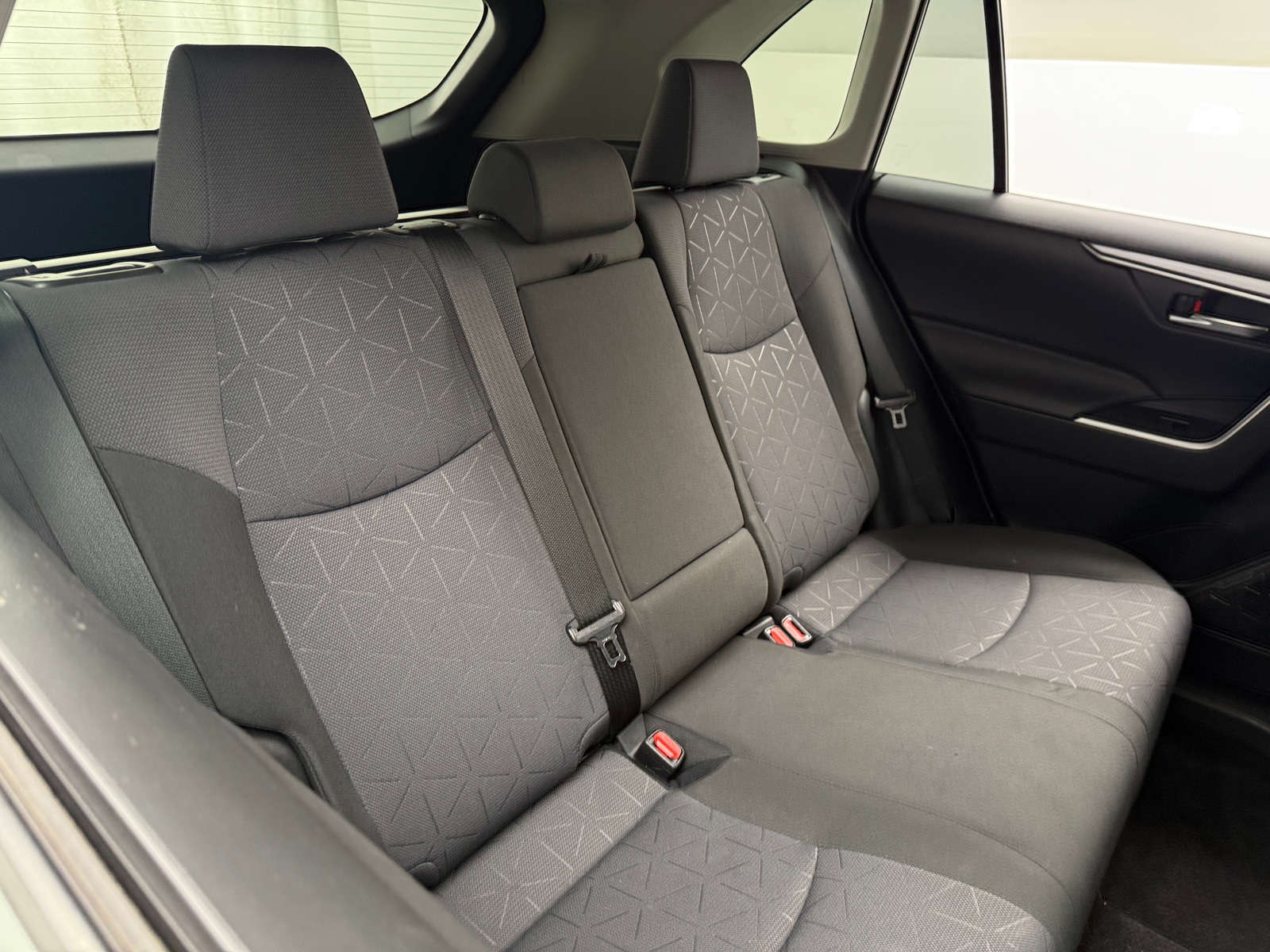 Thumbnail: 2021 Toyota RAV4 - 6