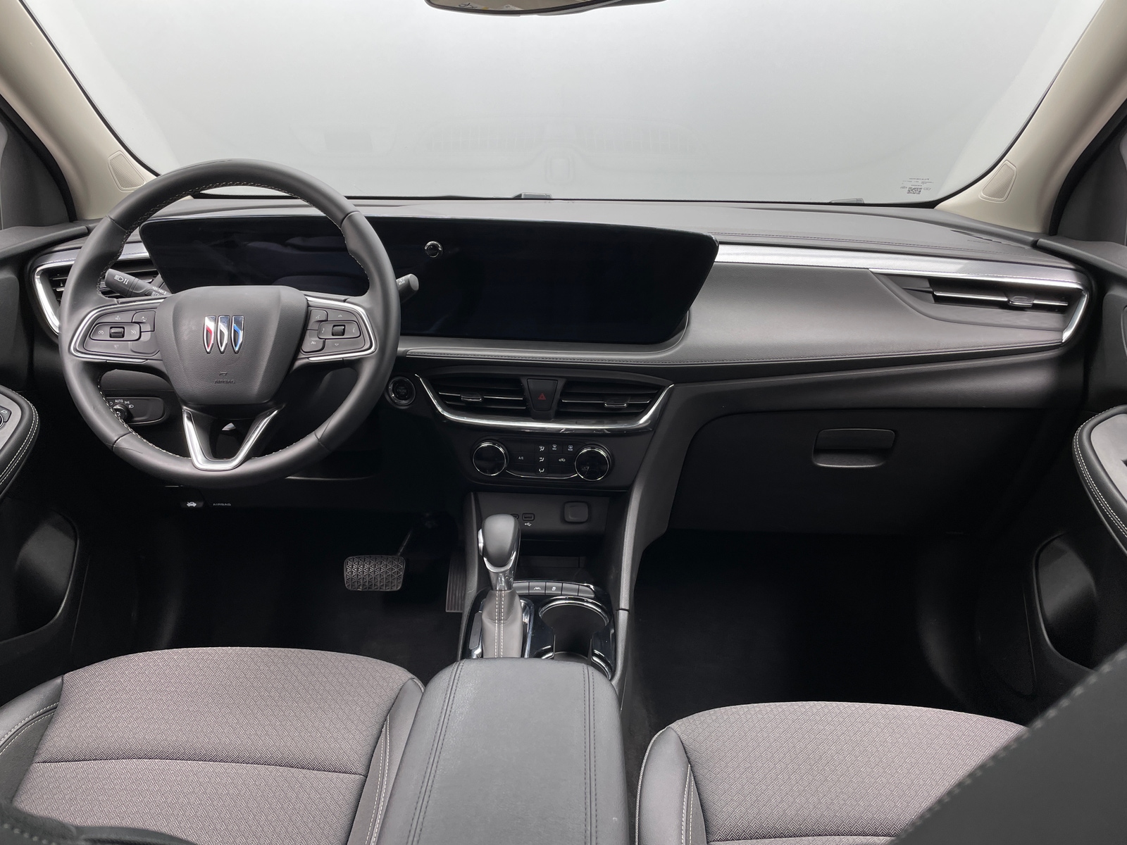 Thumbnail: 2025 Buick Encore GX - 2