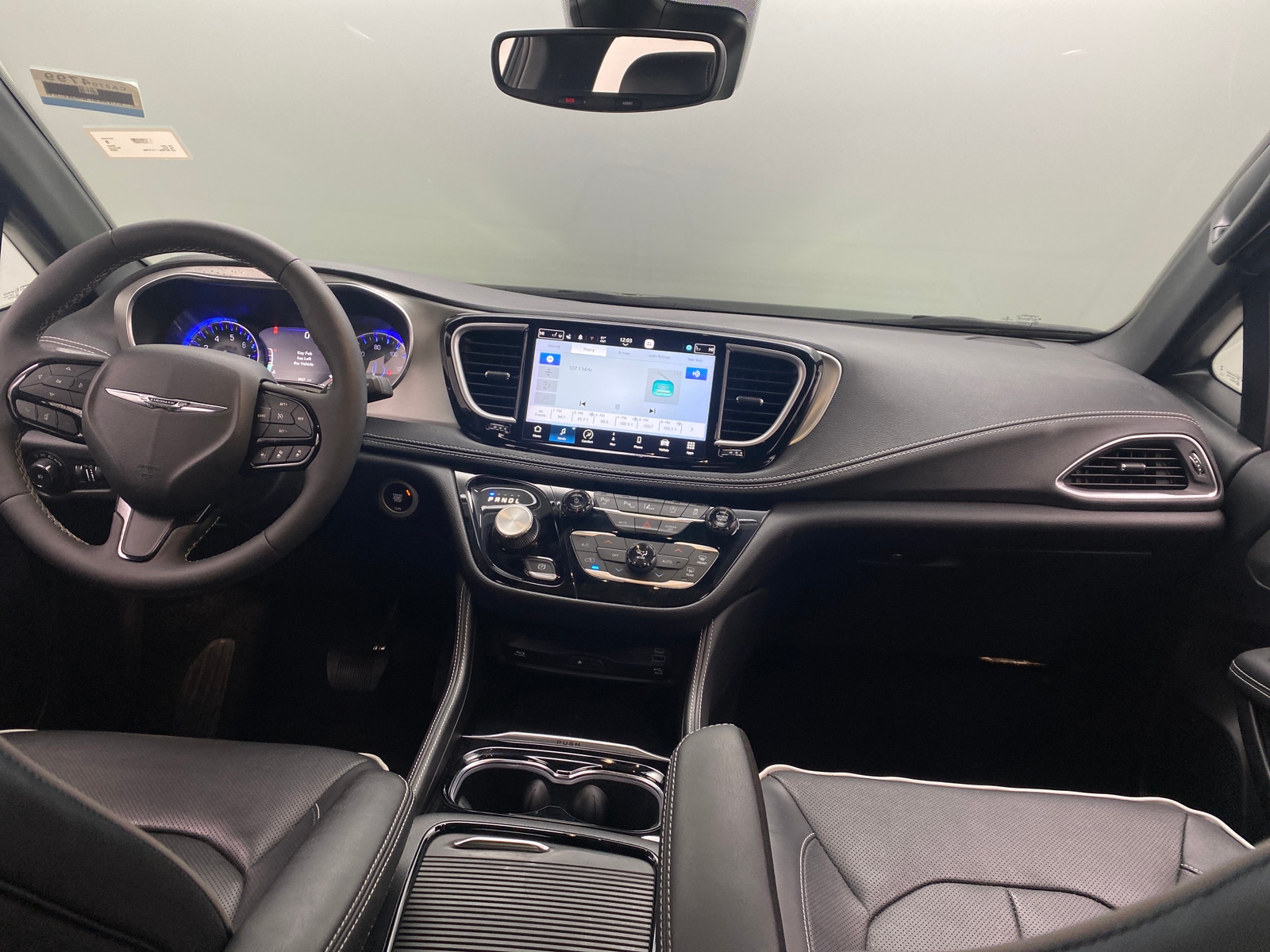 Thumbnail: 2023 Chrysler Pacifica - 2