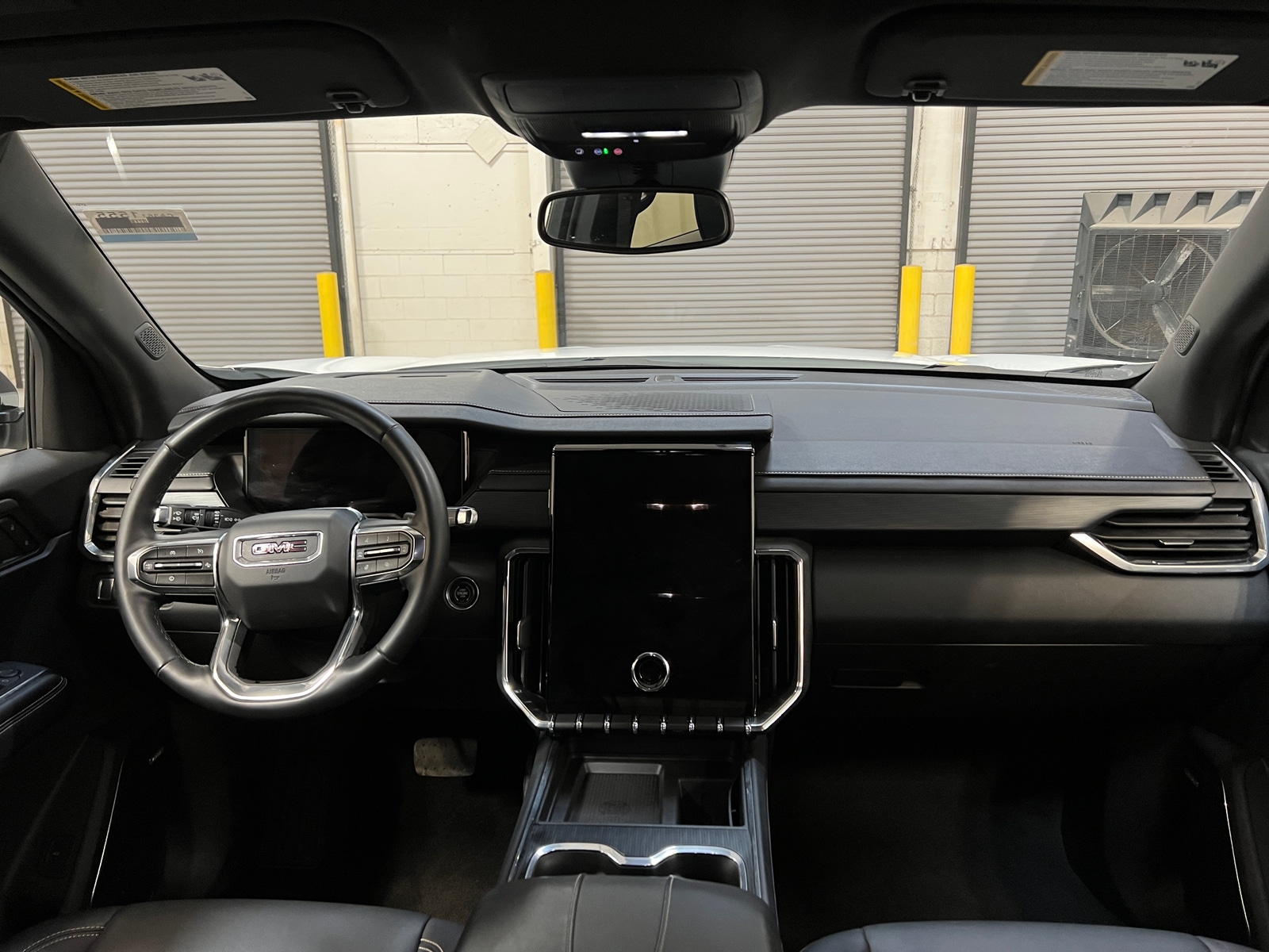 Thumbnail: 2024 GMC Acadia - 2