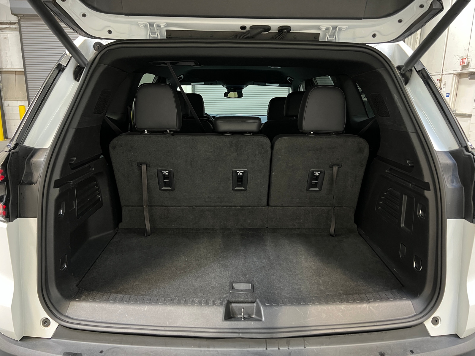 Thumbnail: 2024 GMC Acadia - 6