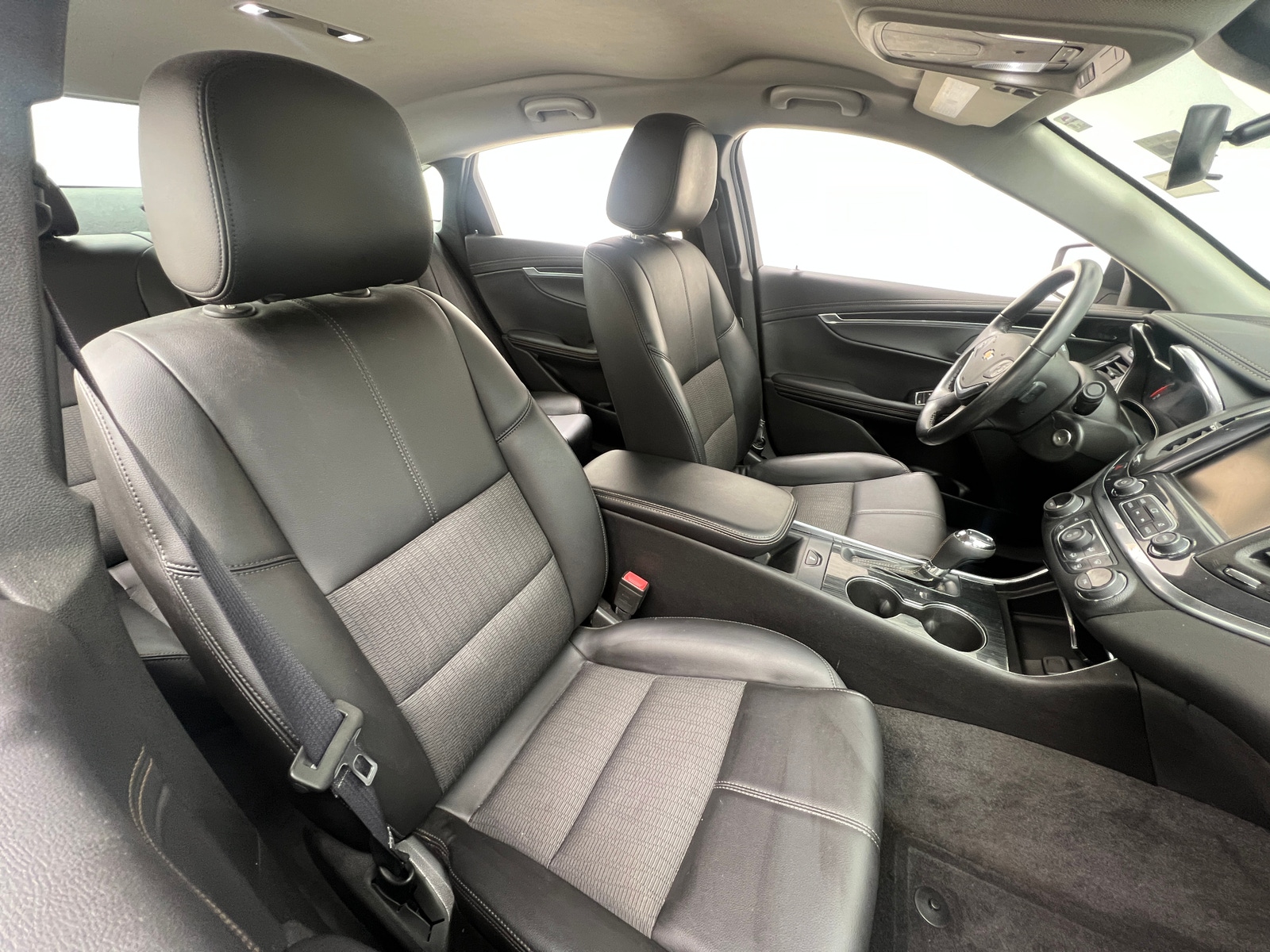 Thumbnail: 2016 Chevrolet Impala - 2