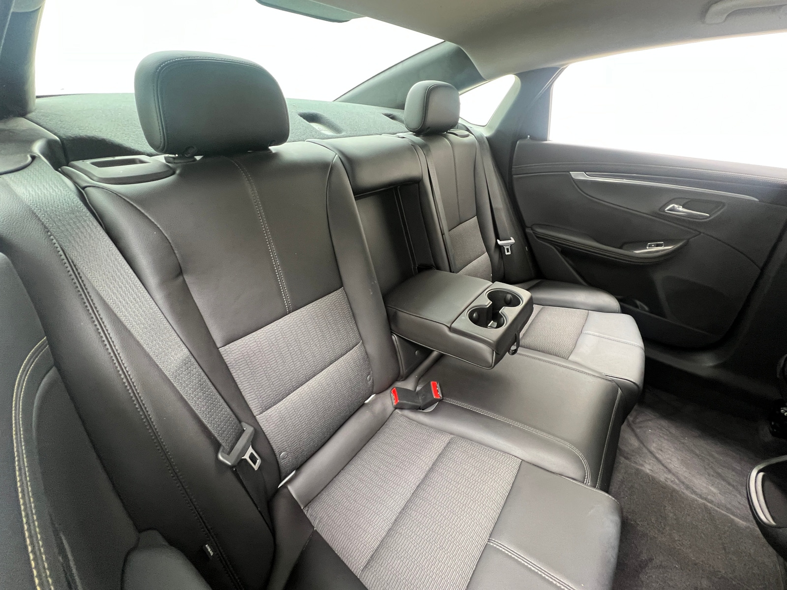 Thumbnail: 2016 Chevrolet Impala - 6