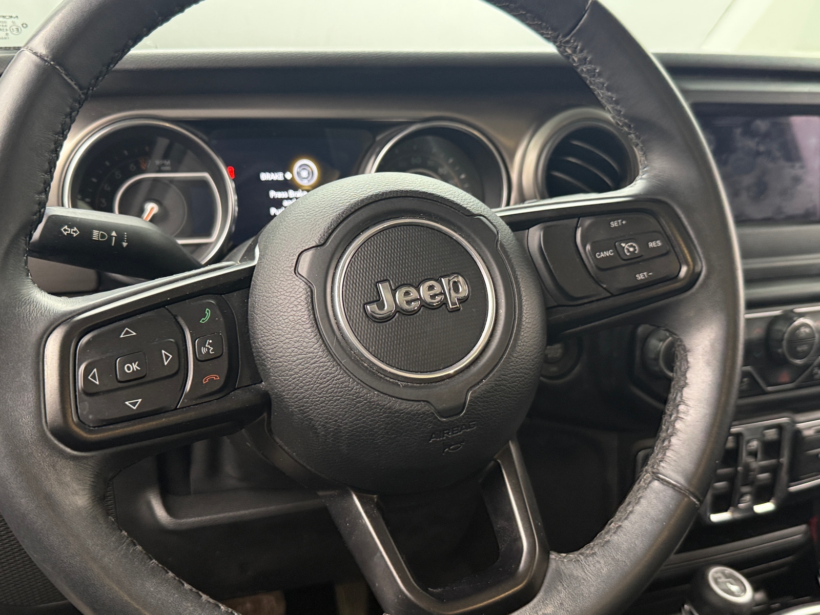 Thumbnail: 2019 Jeep Wrangler - 5