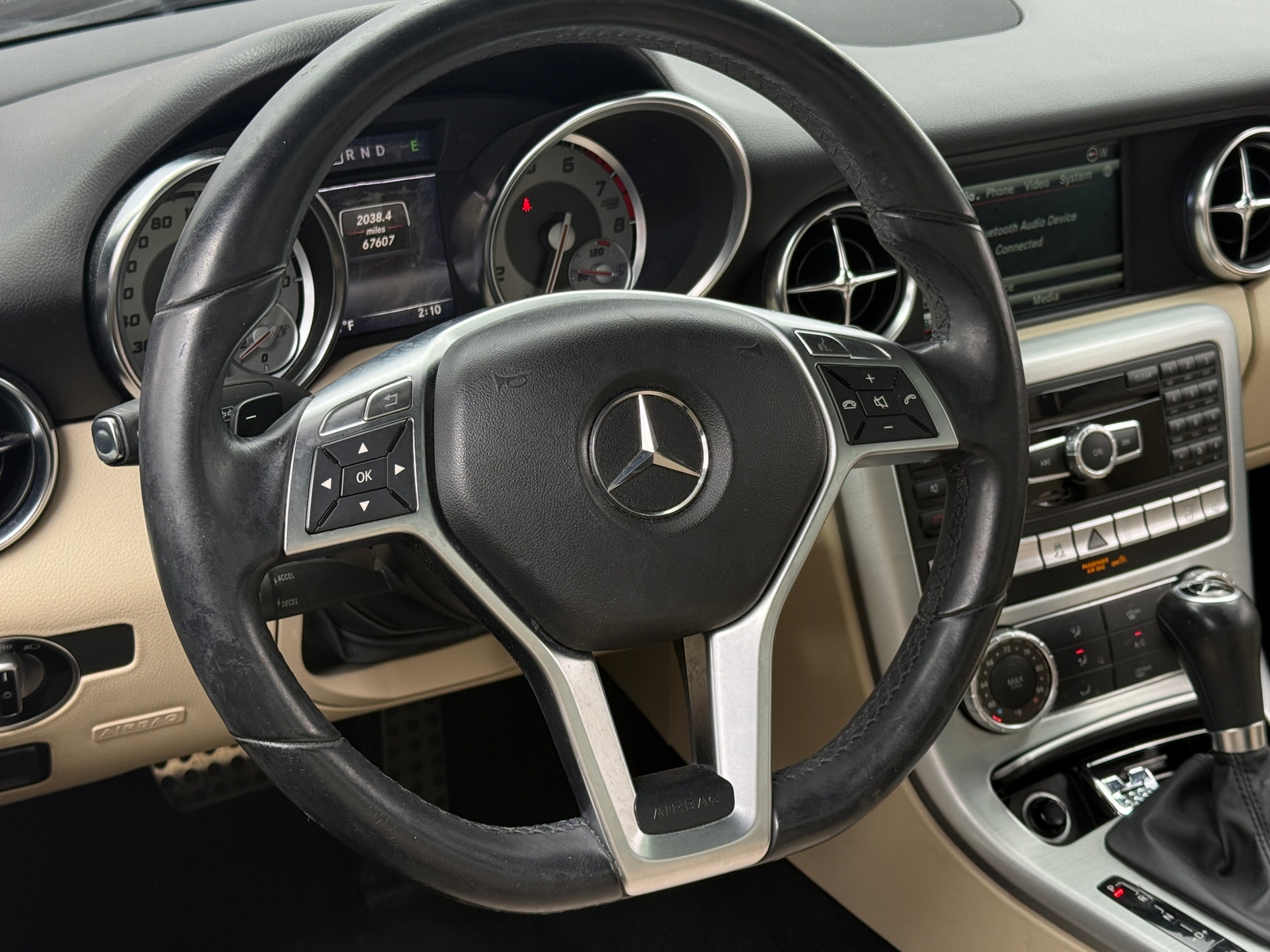 Thumbnail: 2014 Mercedes-Benz SLK - 4